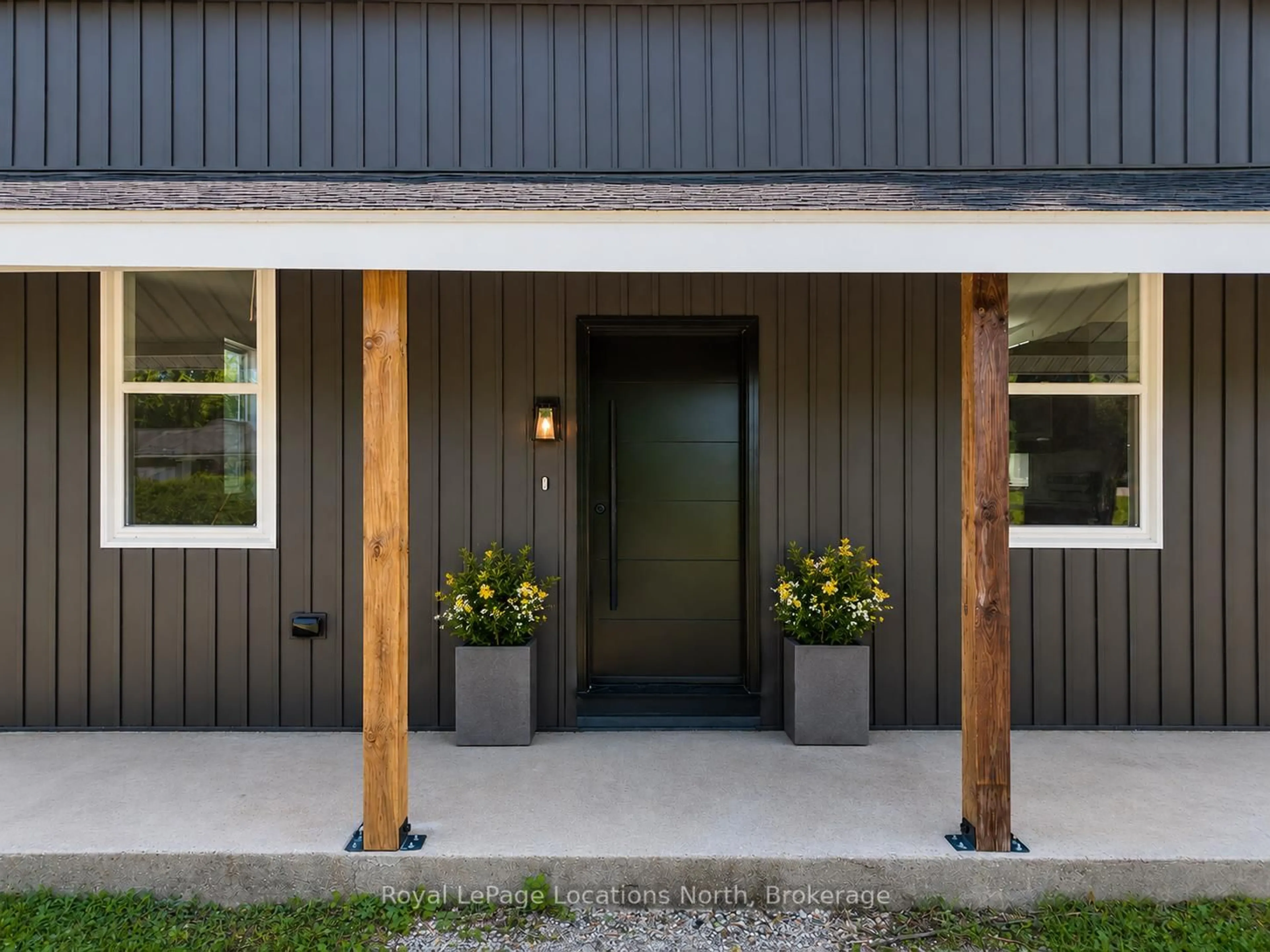 Indoor entryway for 597335 Grey Rd 29 Rd, Meaford Ontario N0H 1E0