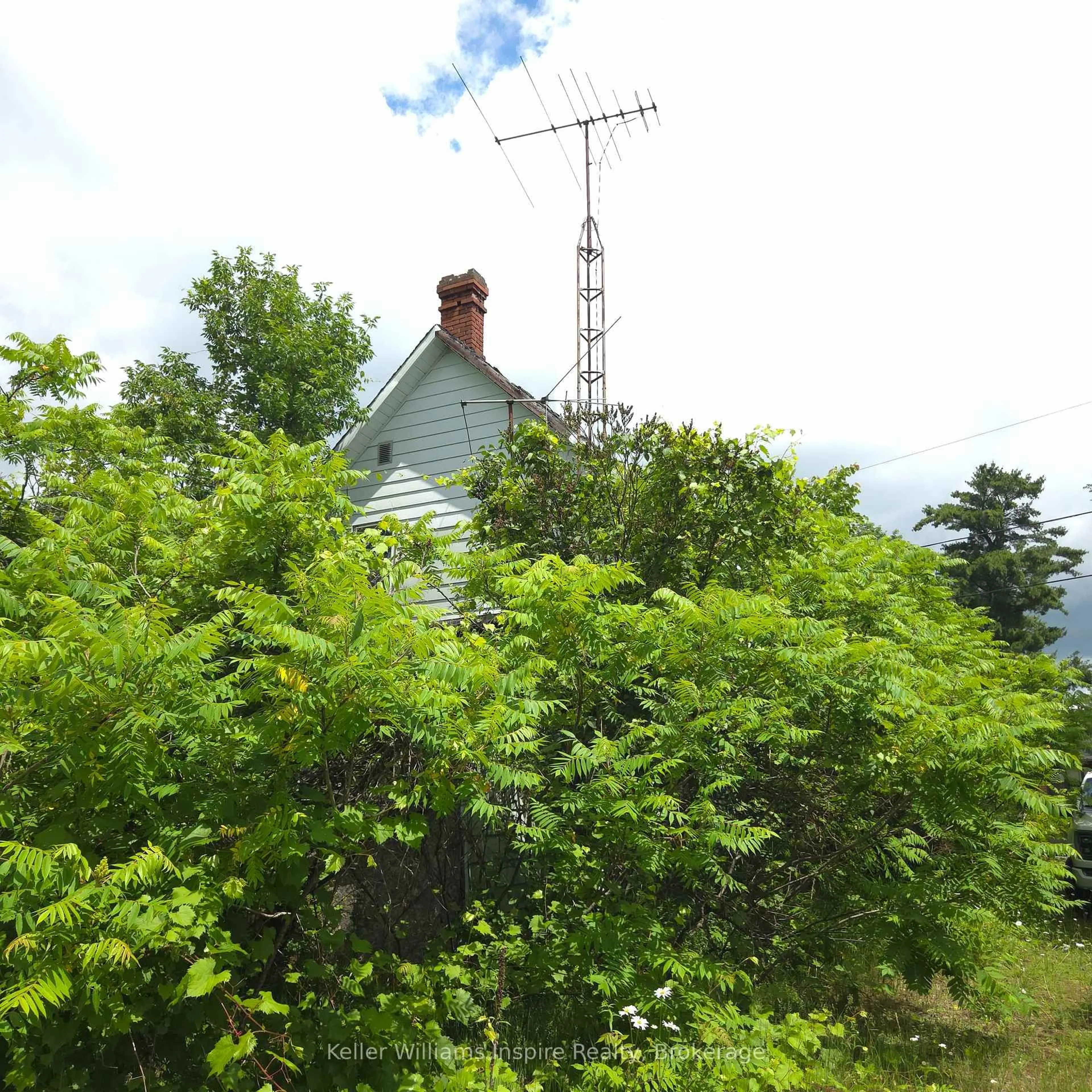 Unknown for 10118 Highway 41 Highway, Kaladar Ontario K0H 1Z0