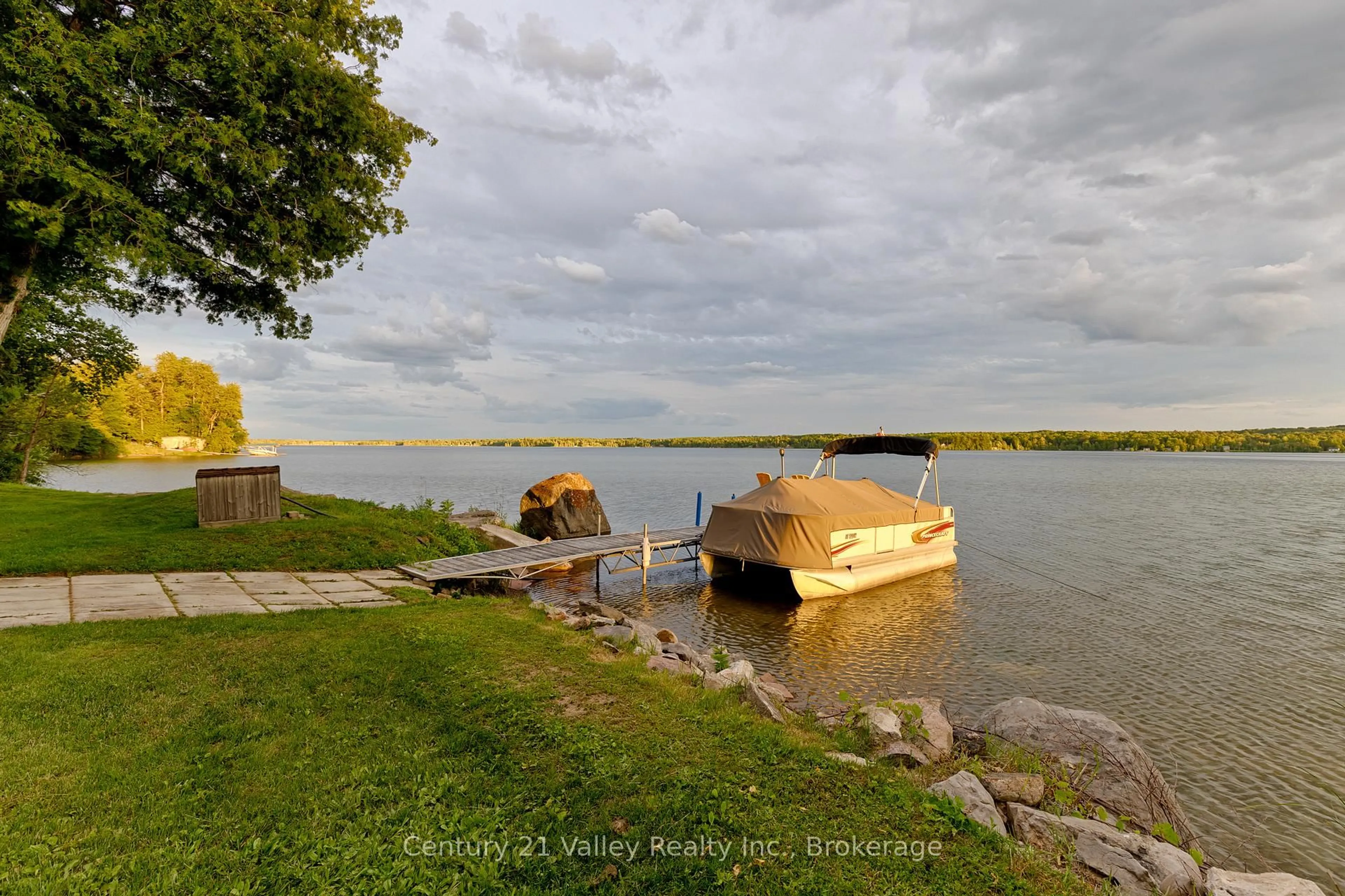 Unknown for 229 Holiday Lane, Eganville Ontario K0J 1T0