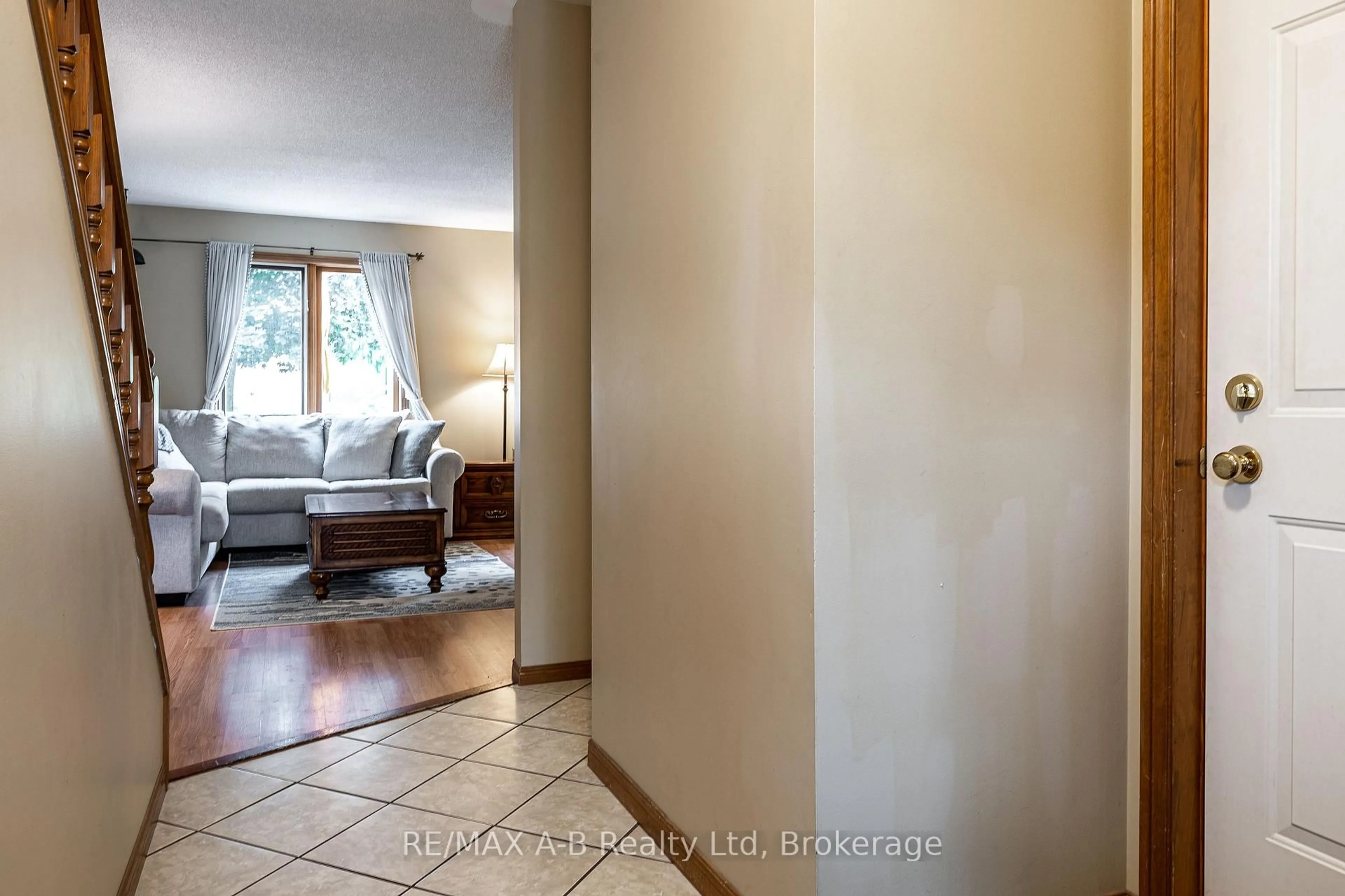 Unknown for 81 Southvale Rd, St. Marys Ontario N4X 1A7