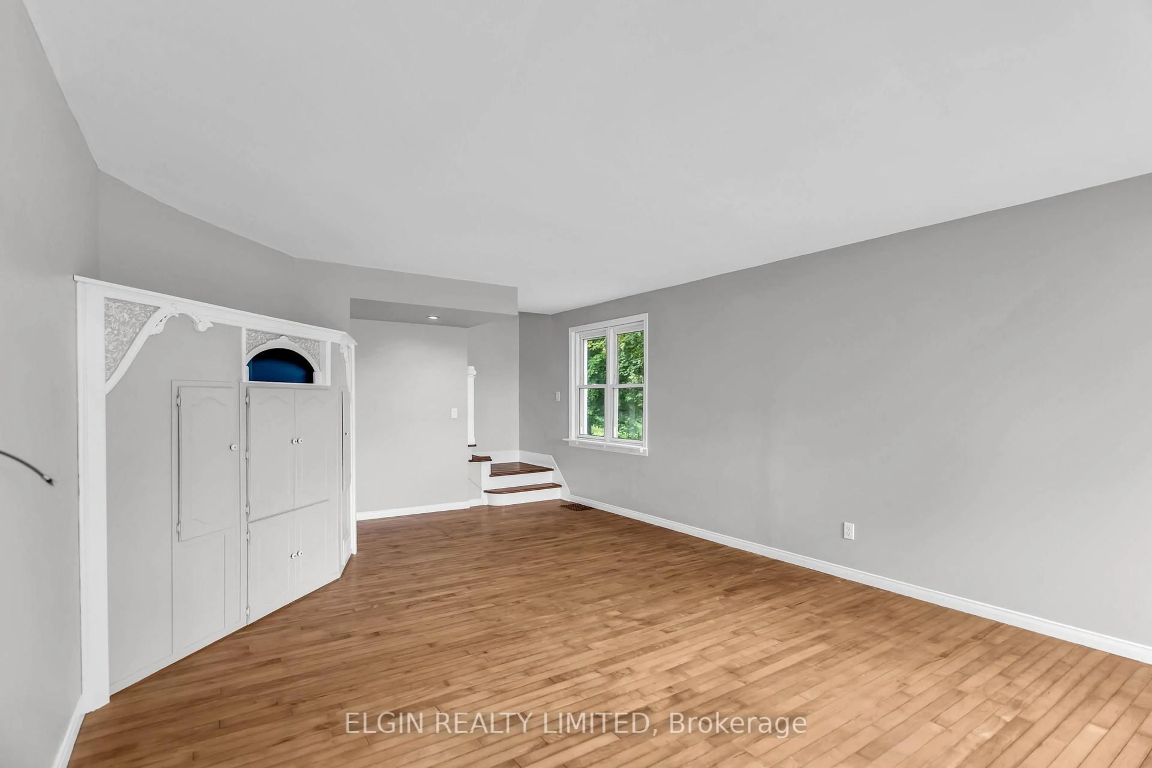 A pic of a room for 43212 Southdale Line, St. Thomas Ontario N5R 6G1