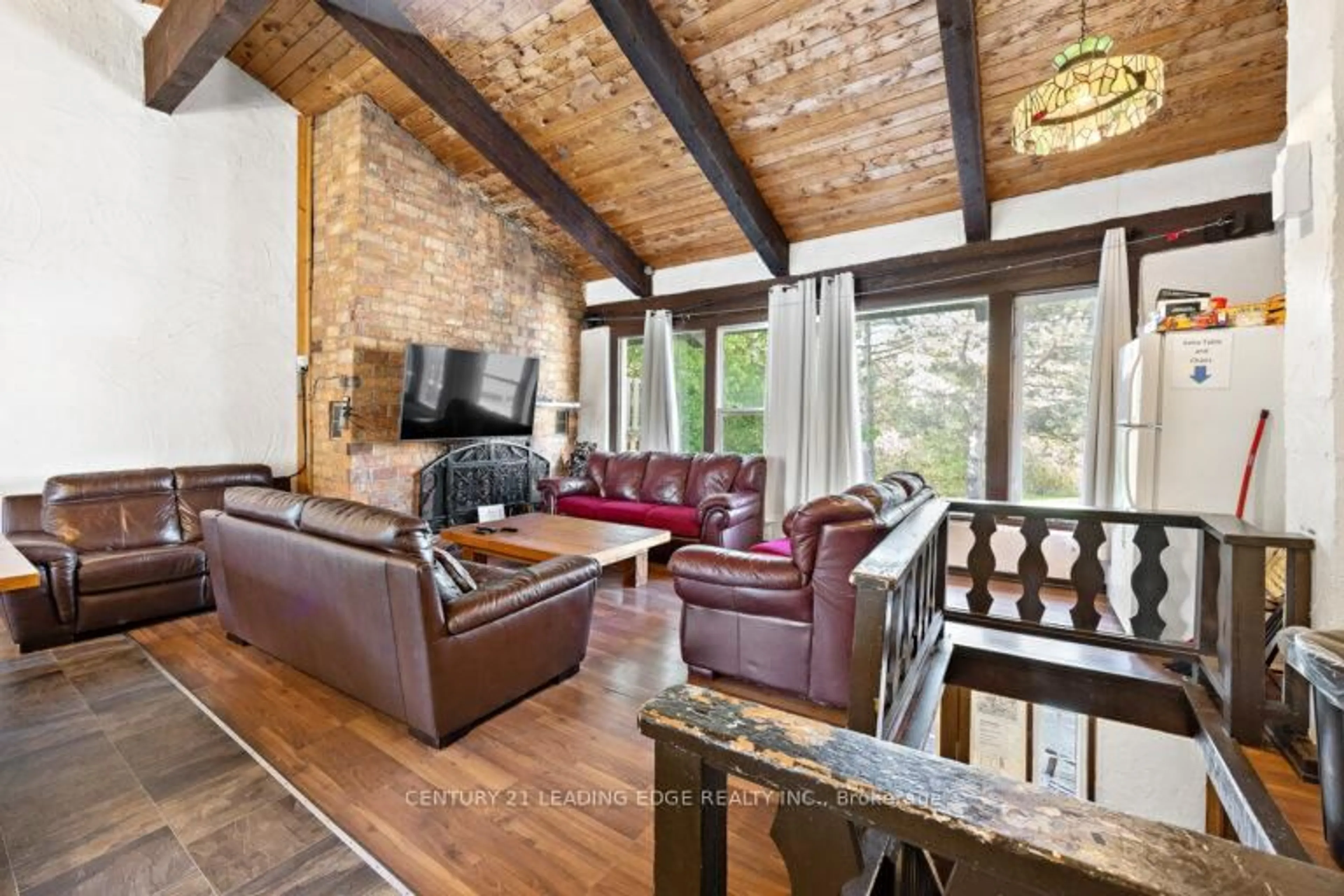 Living room with furniture, unknown for 190-192-194 Tyrolean Lane, Blue Mountains Ontario L9Y 3Z2