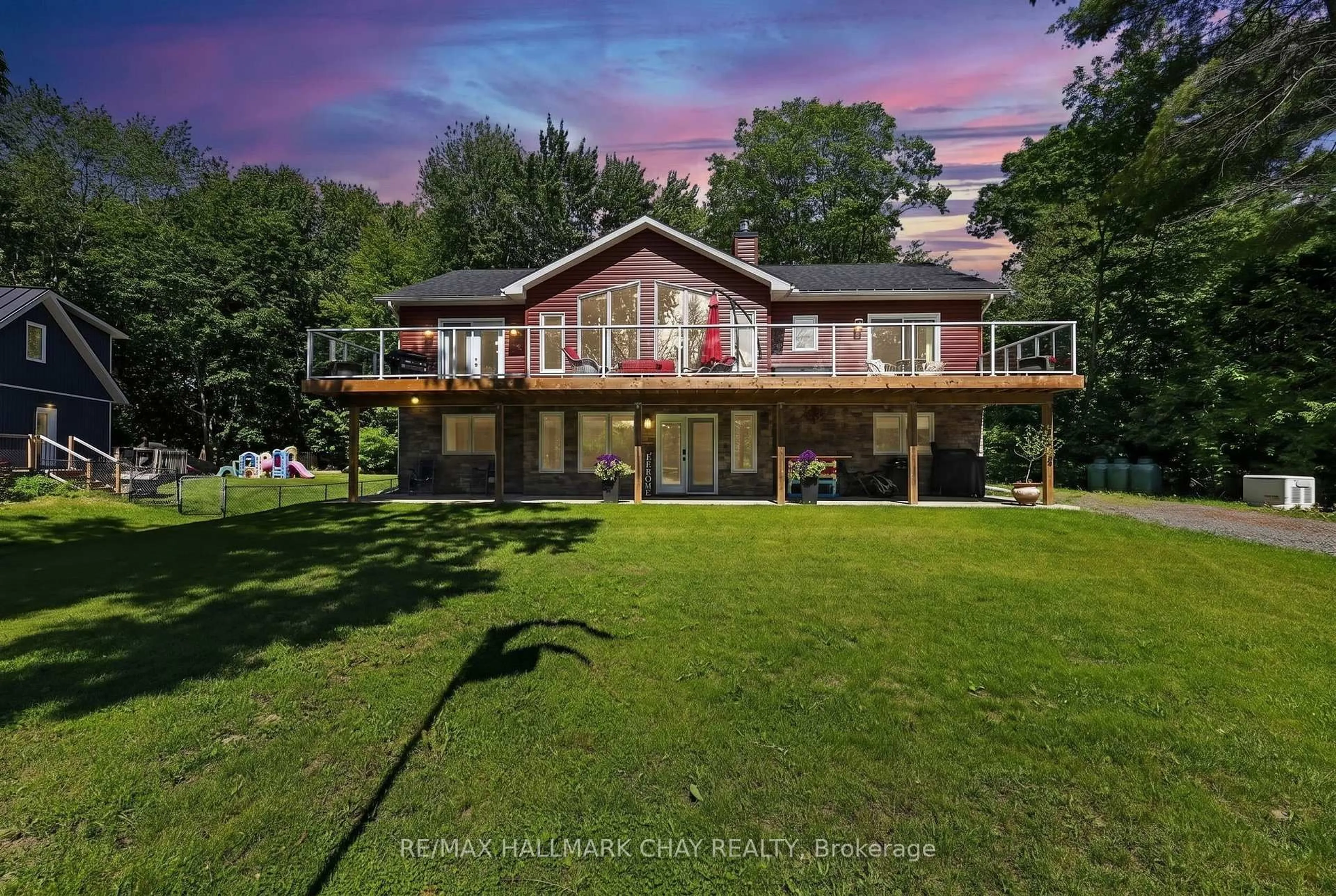 A pic from outside/outdoor area/front of a property/back of a property/a pic from drone, water/lake/river/ocean view for 1615 Canning Rd, Gravenhurst Ontario P0E 1N0