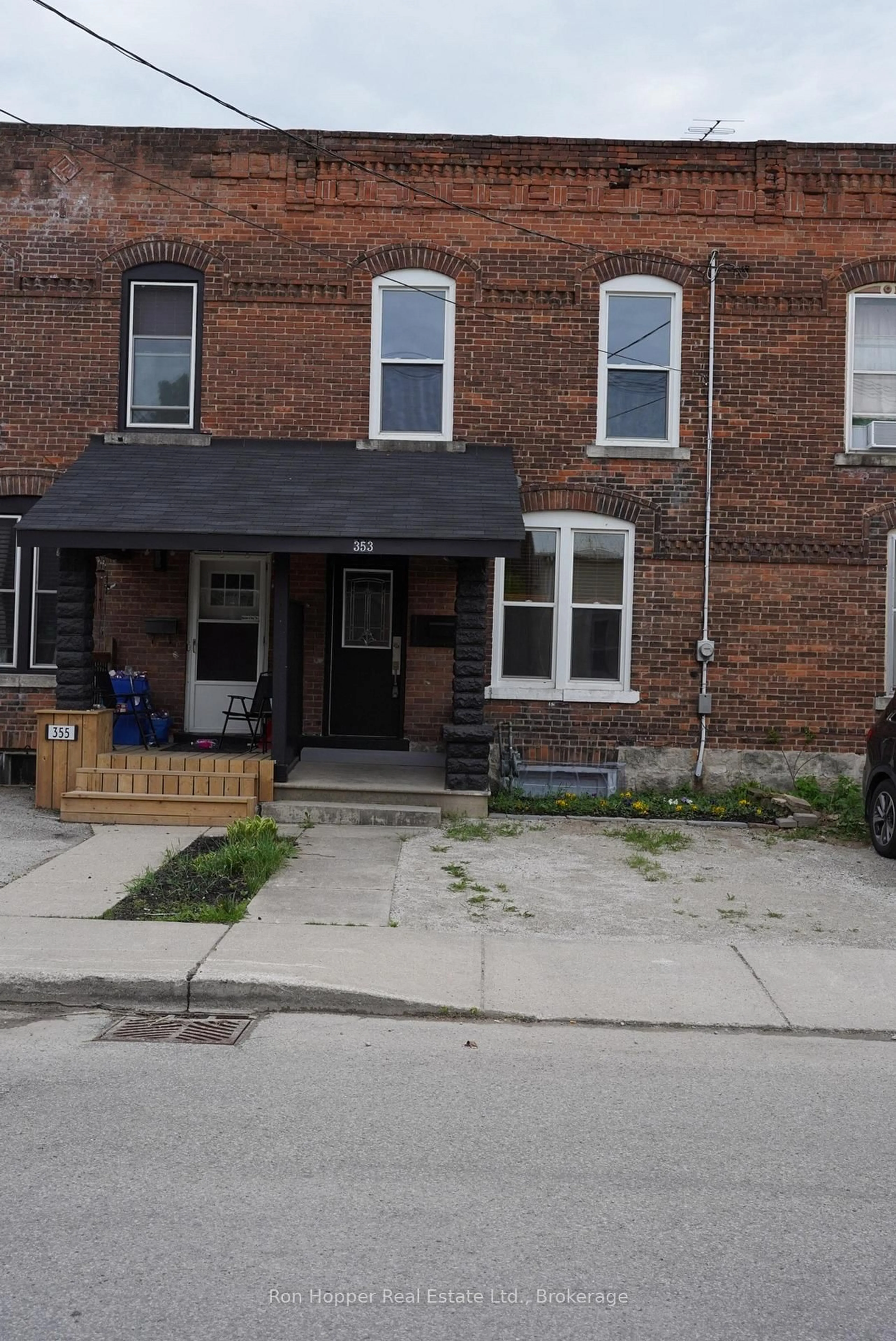 Home with brick exterior material, street for 353 11th St, Owen Sound Ontario N4K 1V3