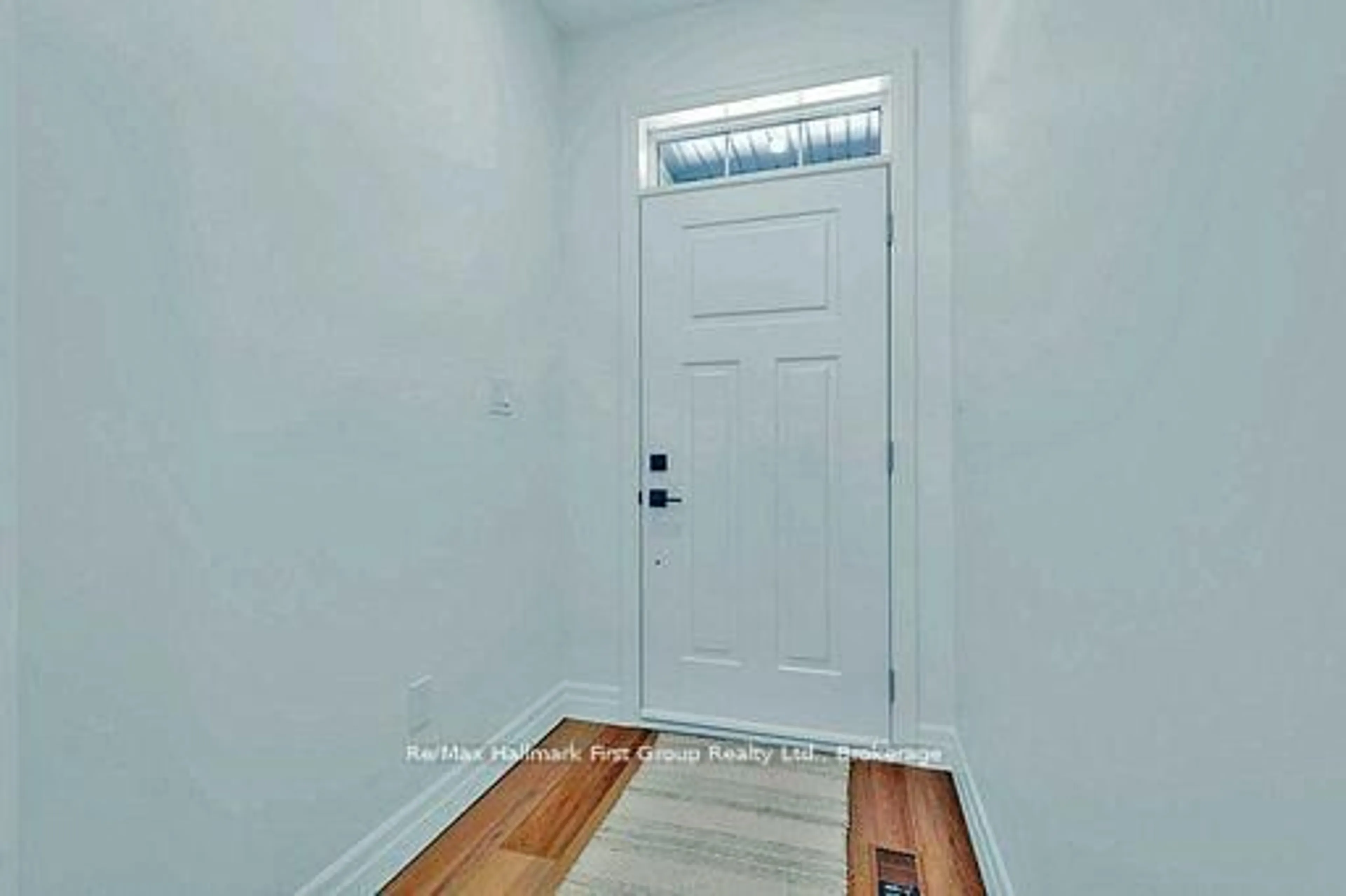 Indoor entryway for 173 Pomeroy Ave, Tweed Ontario K0K 3J0