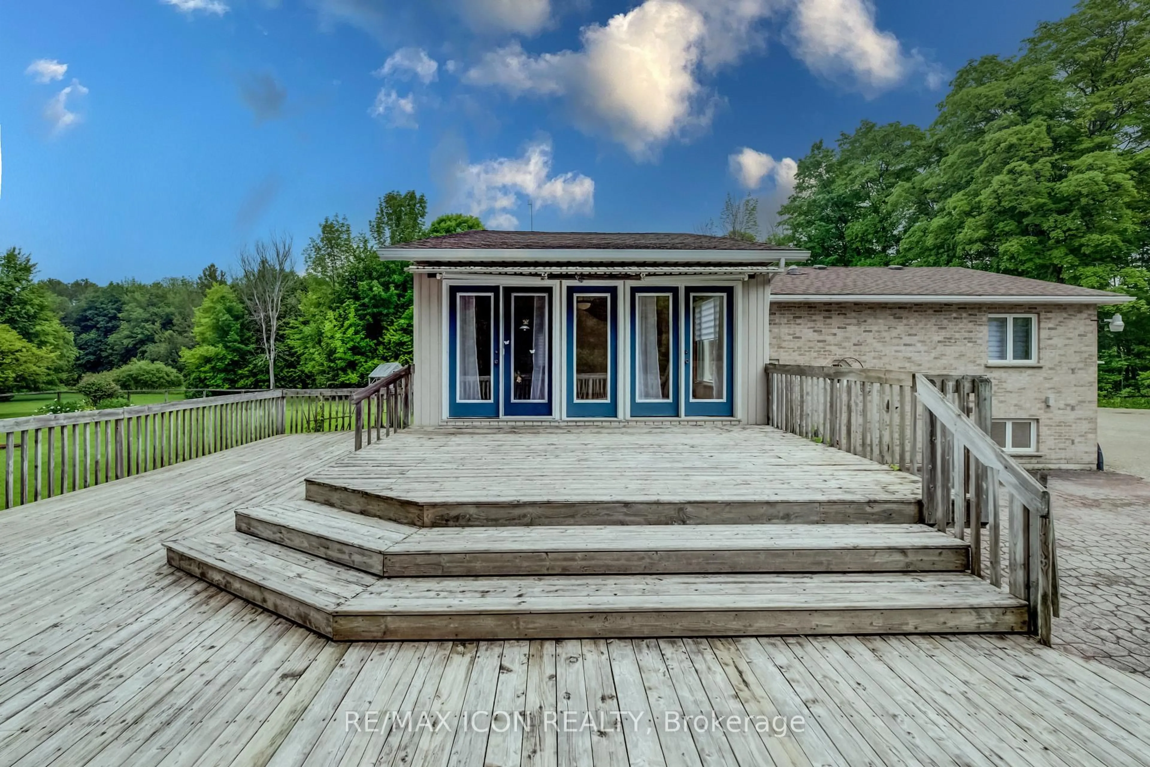 Patio, unknown for 7298 8 Sdrd, Wellington North Ontario N0G 1A0