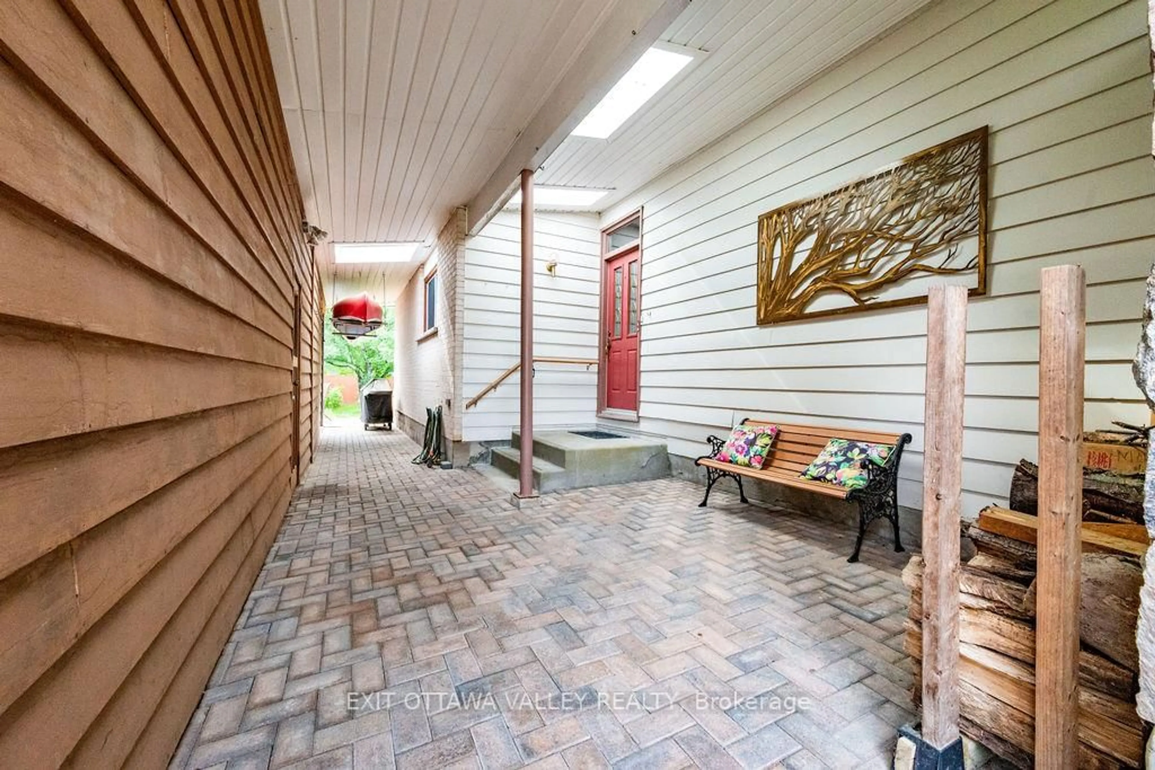 Unknown for 31 Claremount Rd, Deep River Ontario K0J 1P0