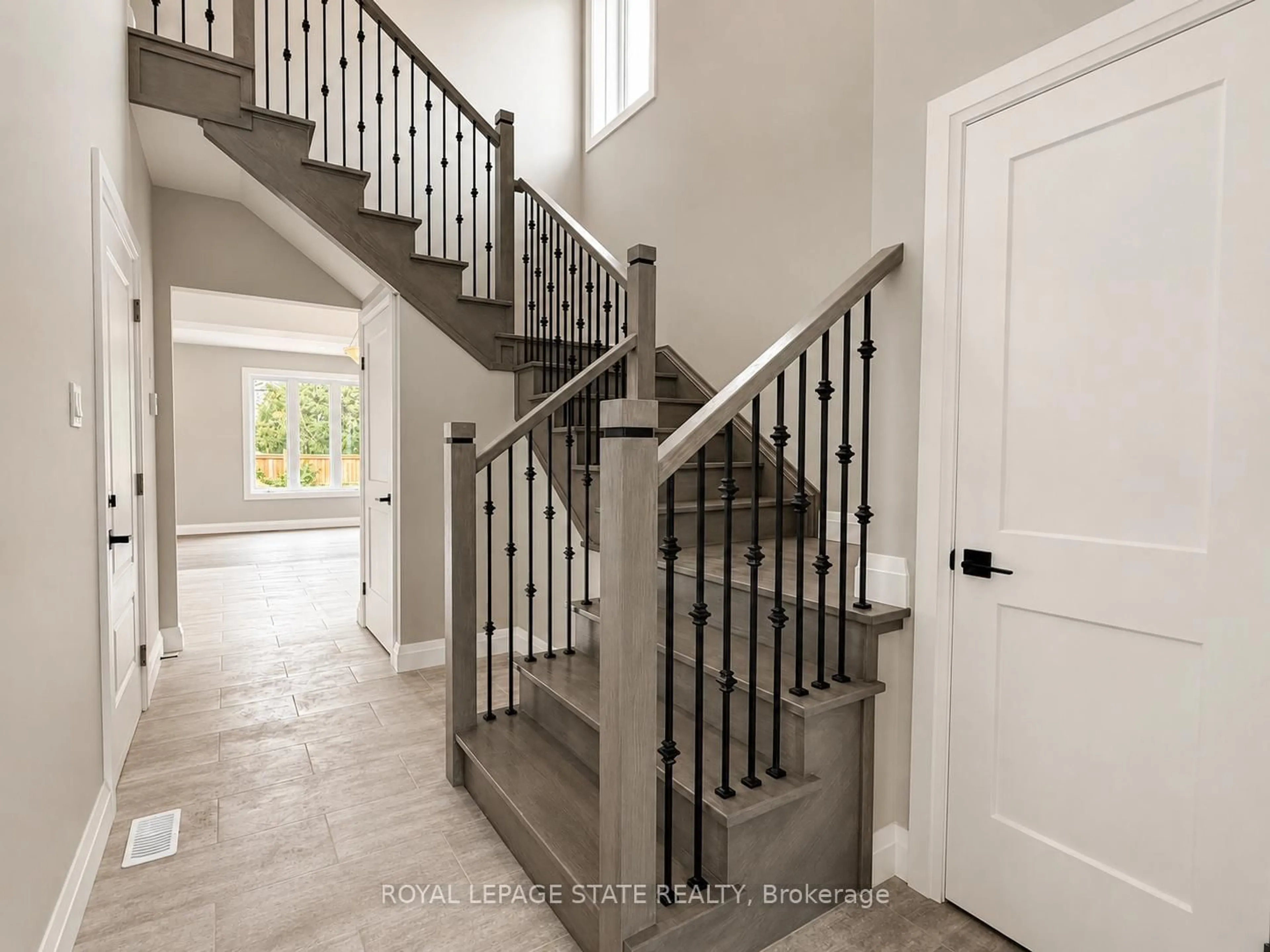 Stairs for 22-A Alpine Ave, Hamilton Ontario L9A 1A5