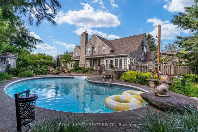 2134 Maplewood Rd, Wellesley 4