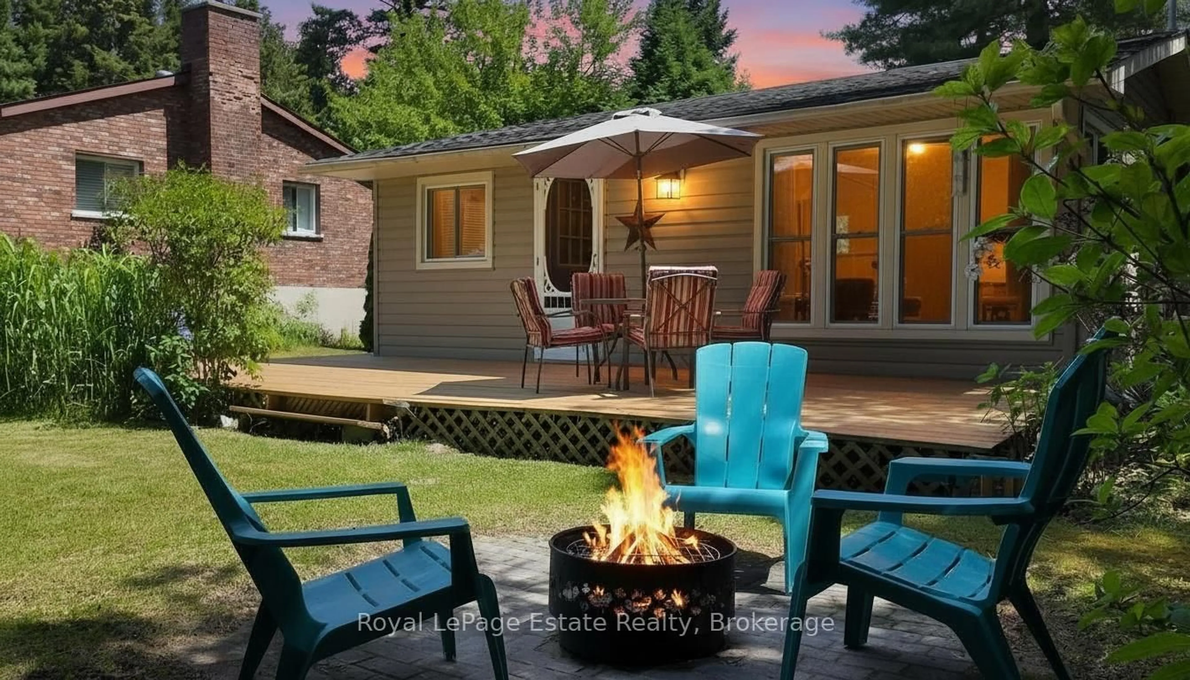 Patio, street for 407 Third Ave, South Bruce Peninsula Ontario N0H 2G0