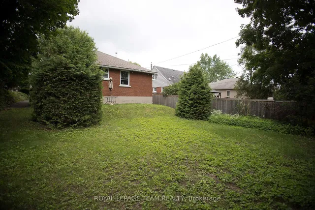 1339 Kilborn Ave, Ottawa 4