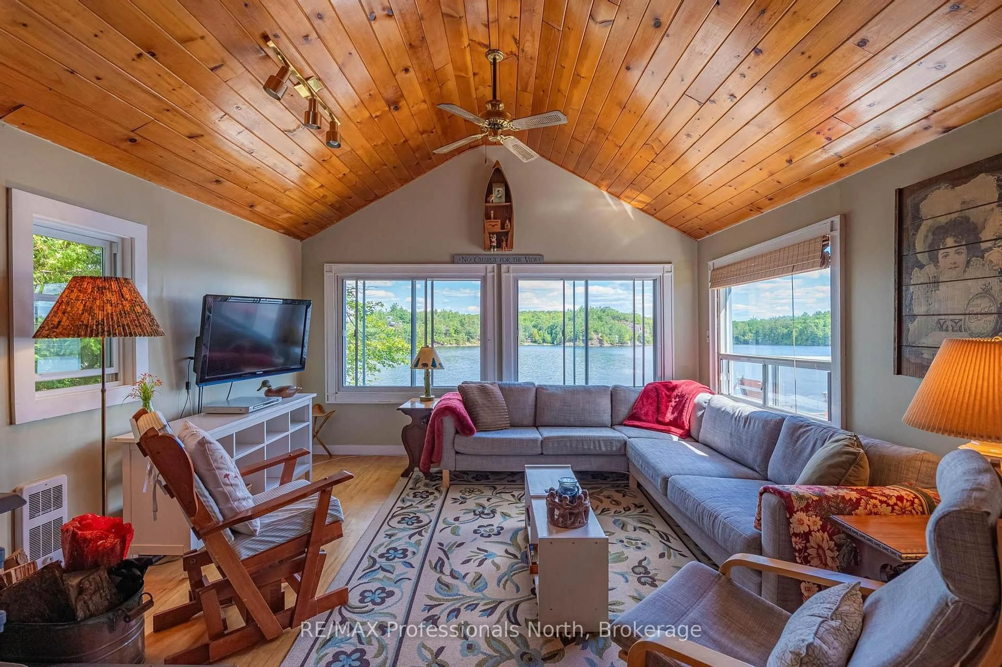 Living room with furniture, unknown for 1272 Grierson Tr, Minden Hills Ontario K0M 2K0
