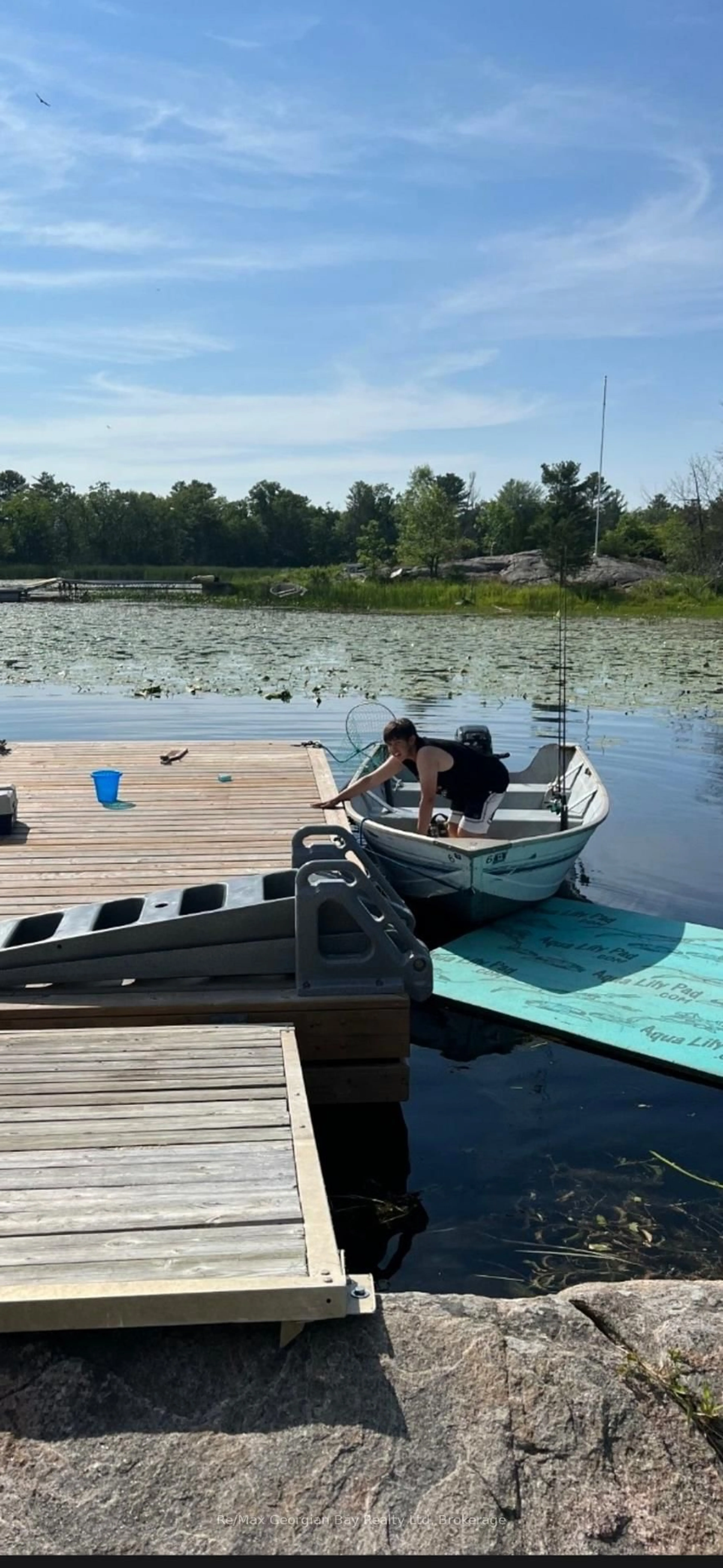 A pic of a room for 380 2 Island, Georgian Bay Ontario L0K 1S0