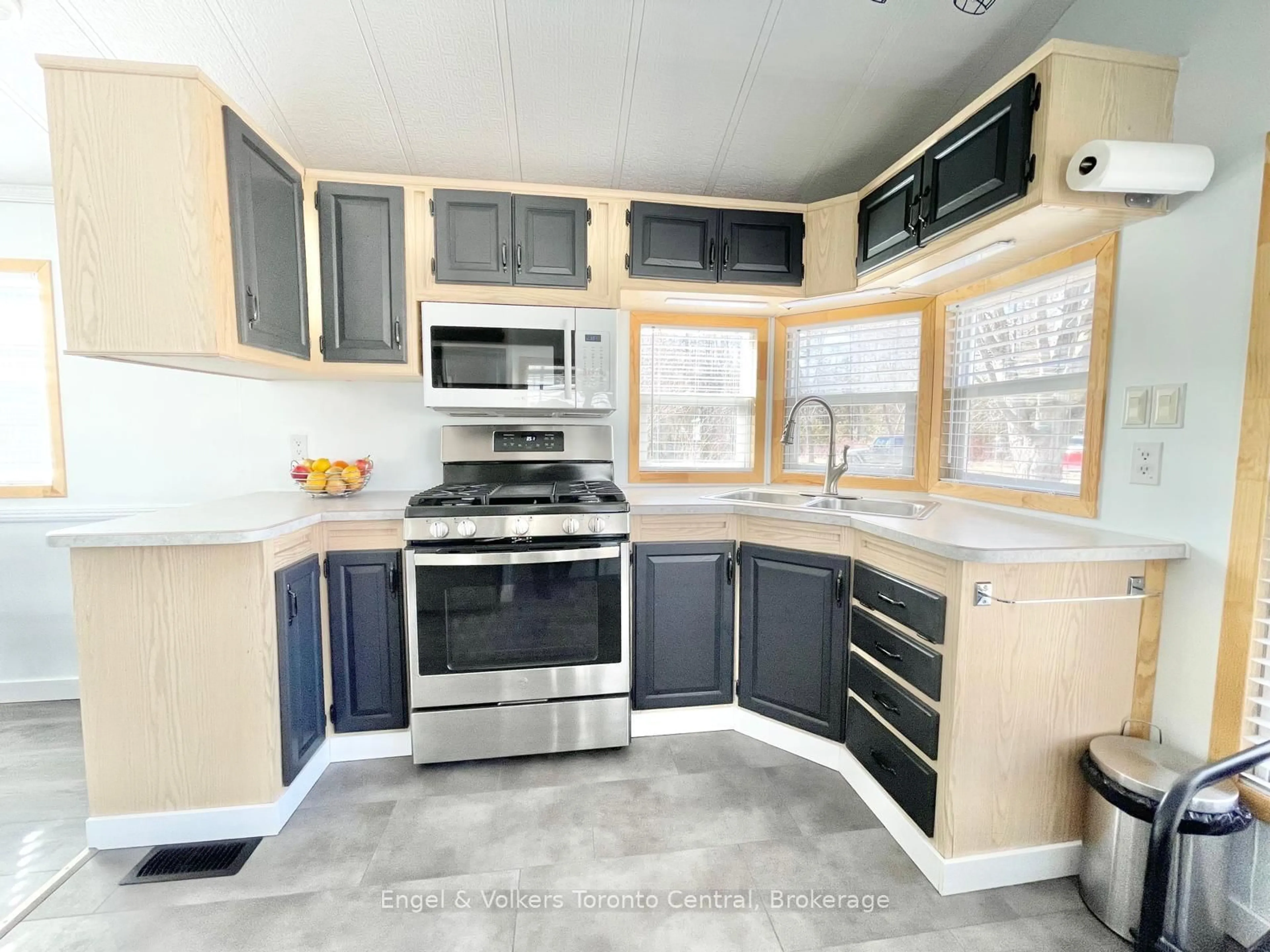 Standard kitchen, unknown for 7489 SIDEROAD 5 E #L81, Wellington North Ontario N0G 2L0