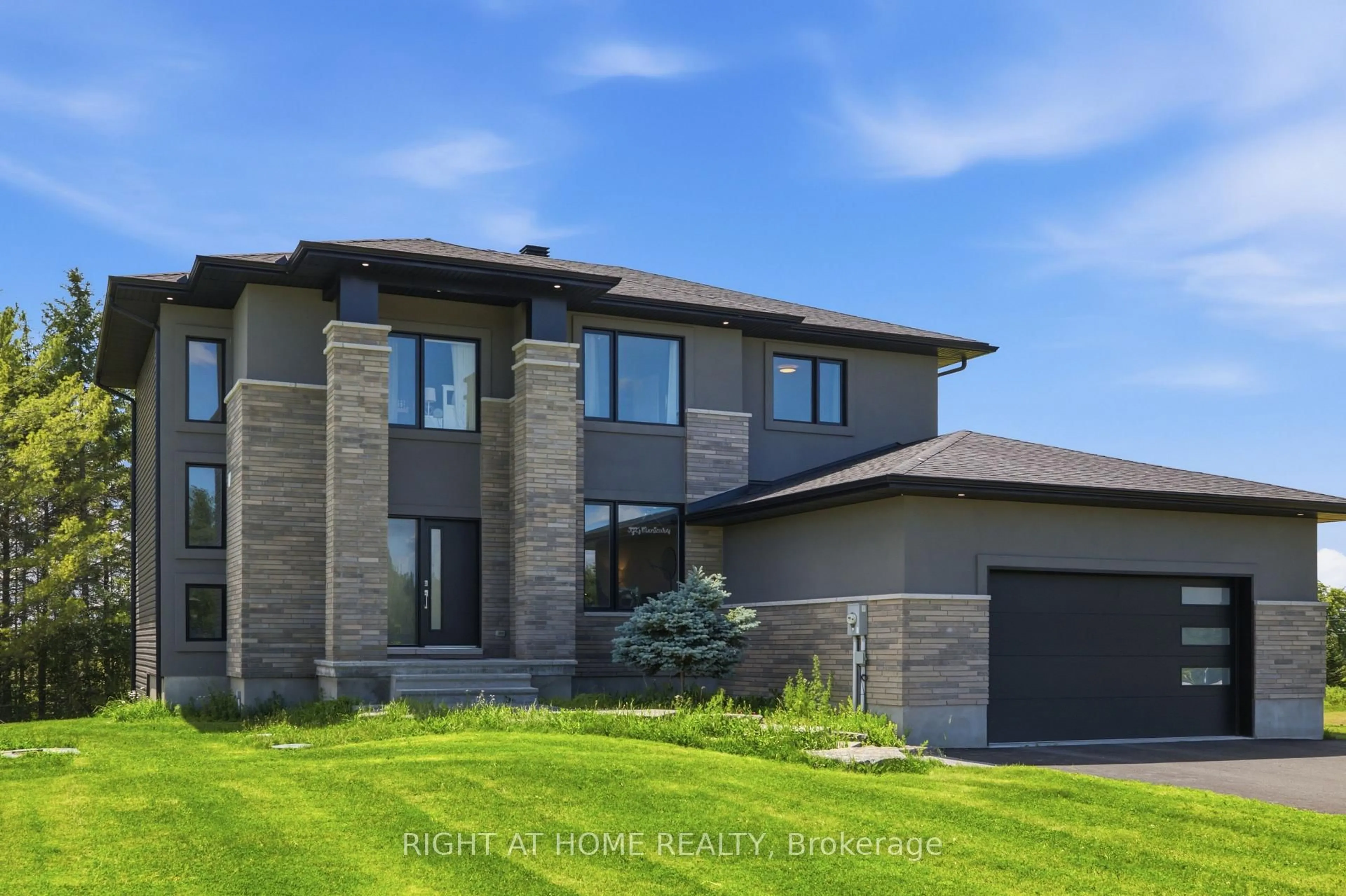 Home with brick exterior material, unknown for 122 Ridgemont Dr, Ashton Ontario K0A 1B0