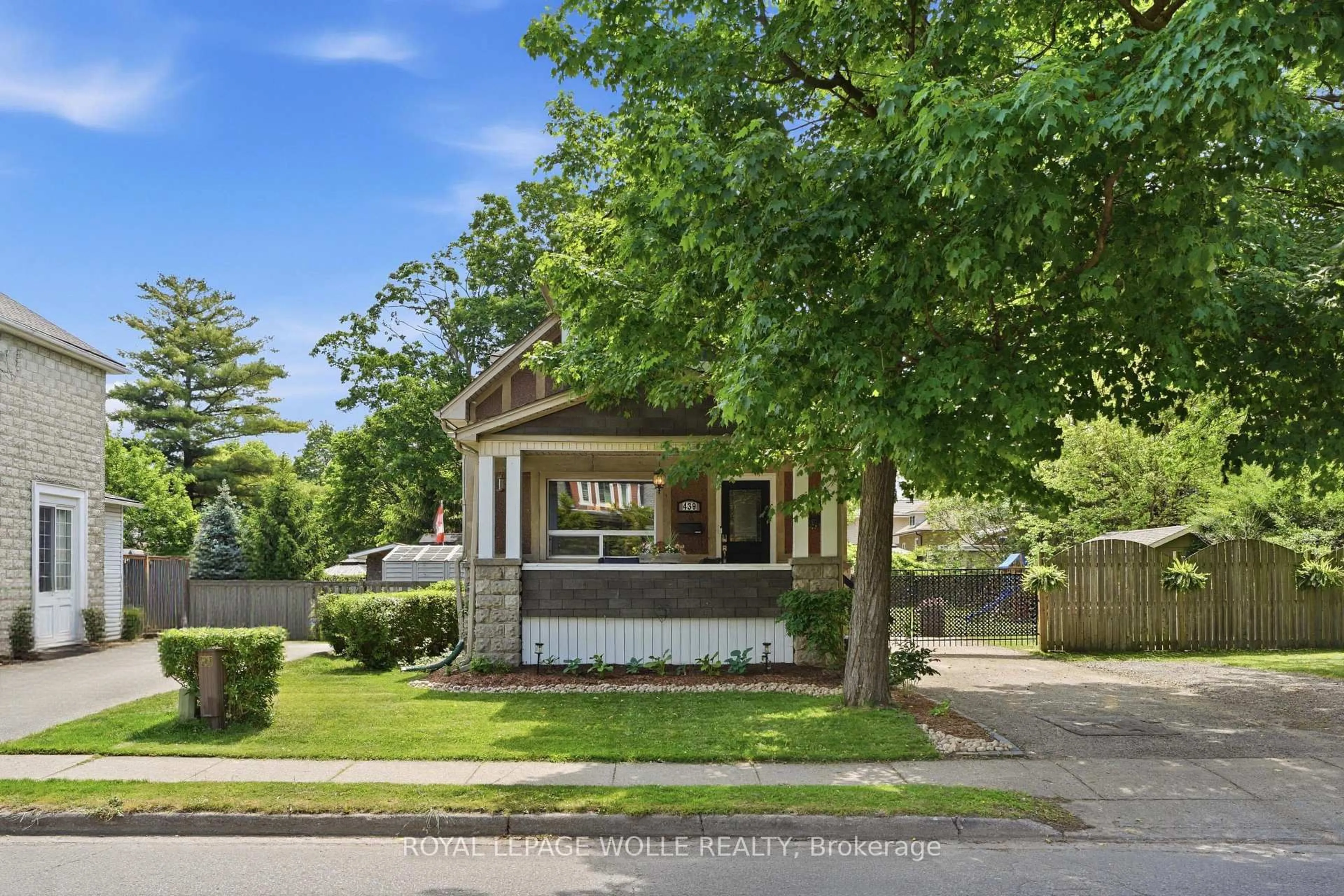 Unknown for 439 Westminster Dr, Cambridge Ontario N3H 1T5