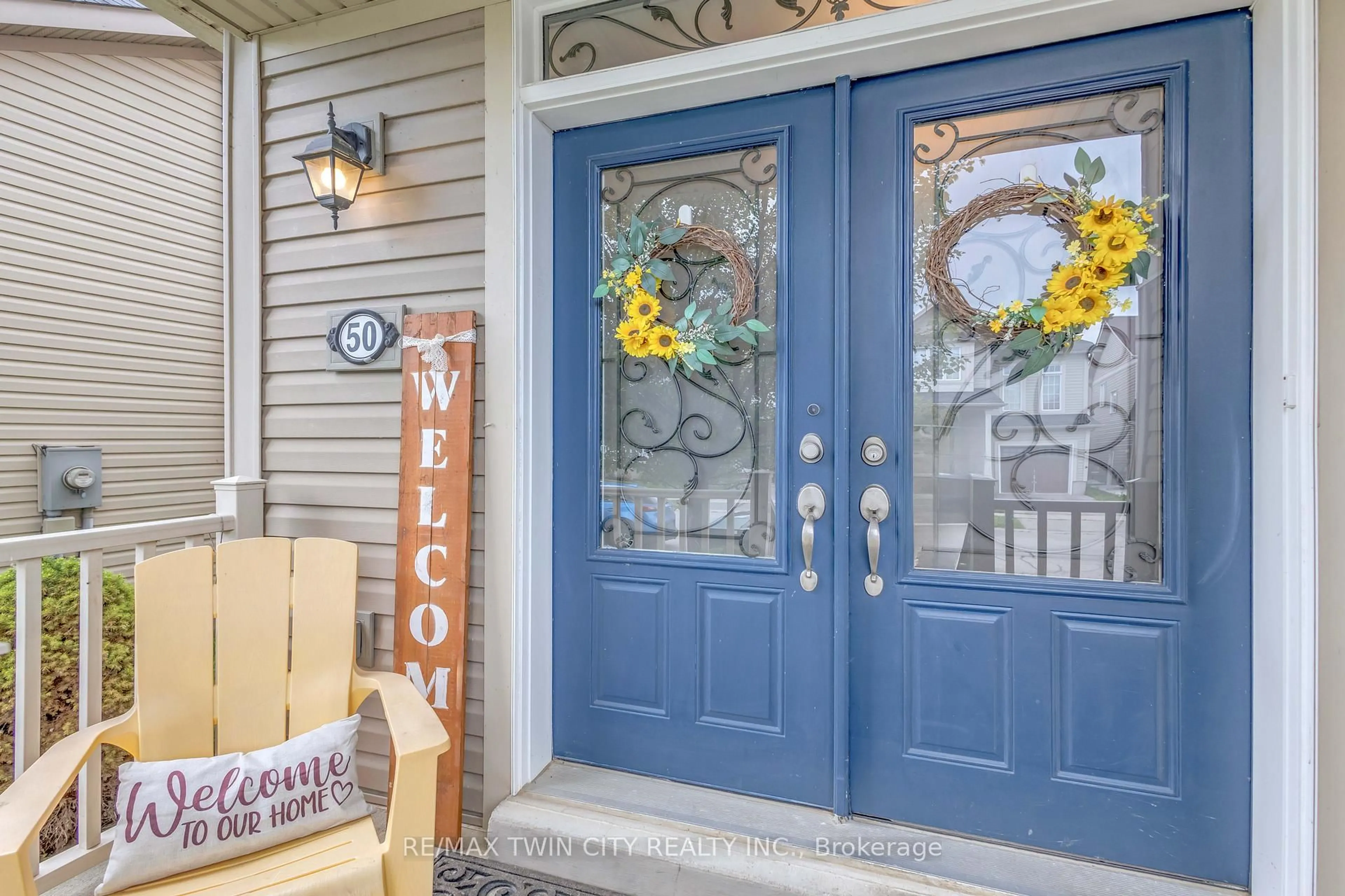 Indoor entryway for 50 Bisset Ave, Brantford Ontario N3T 0H2