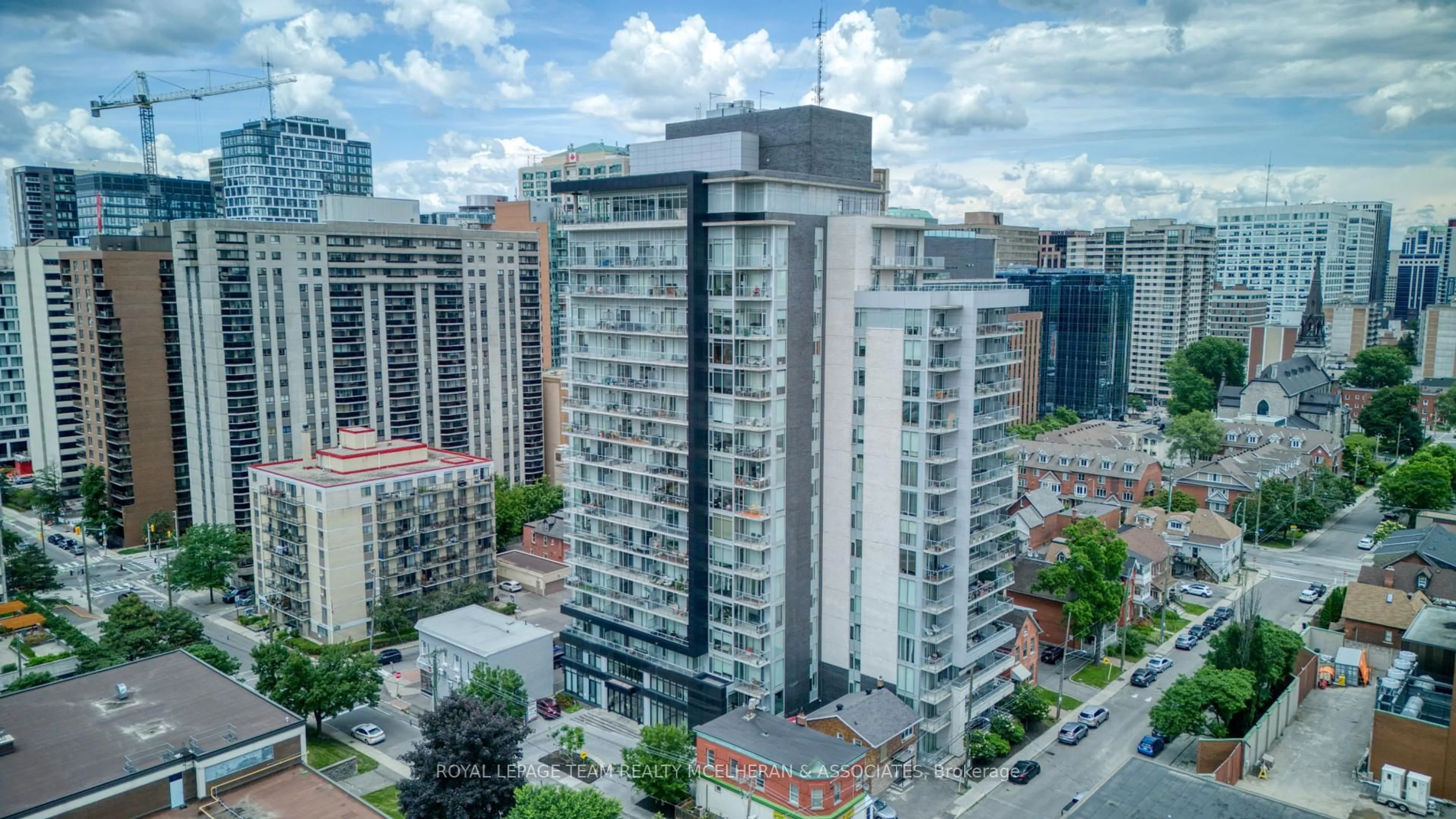 A pic from outside/outdoor area/front of a property/back of a property/a pic from drone, city buildings view from balcony for 255 Bay St #514, Ottawa Ontario K1R 0C5