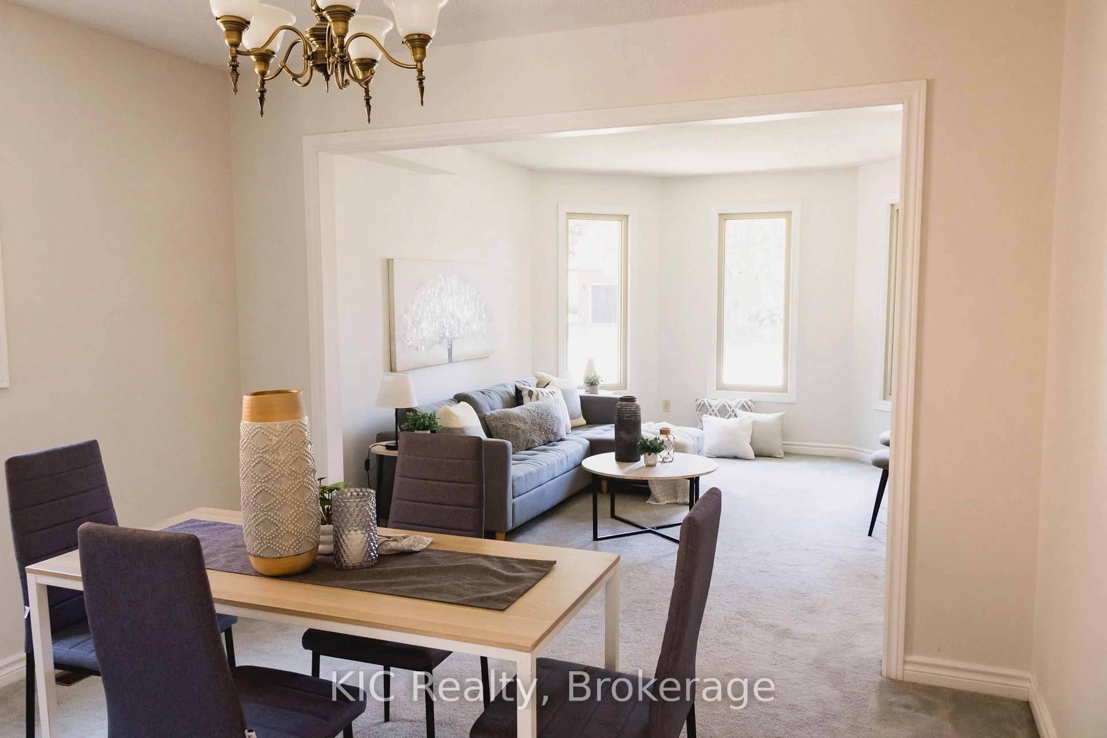 Living room with furniture, ceramic/tile floor for 1013 Booth St, Cobourg Ontario K9A 5G4