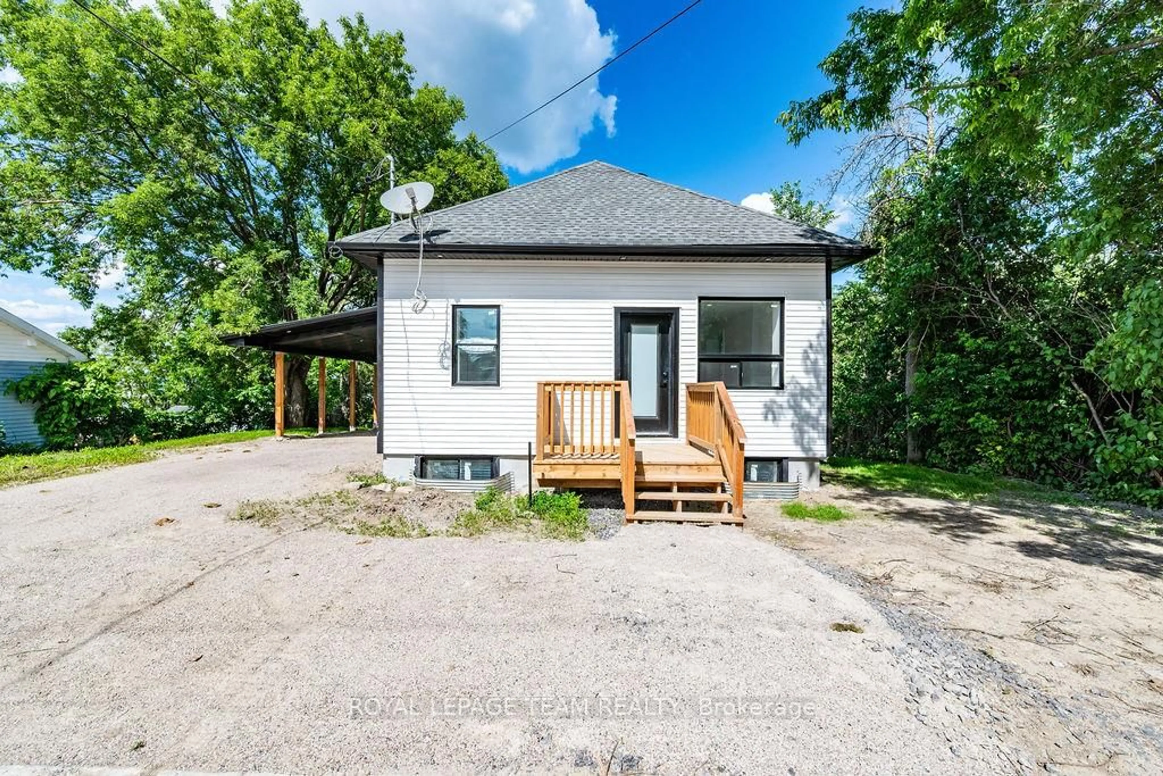 Unknown for 29 Gillies St, Braeside Ontario K0A 1G0