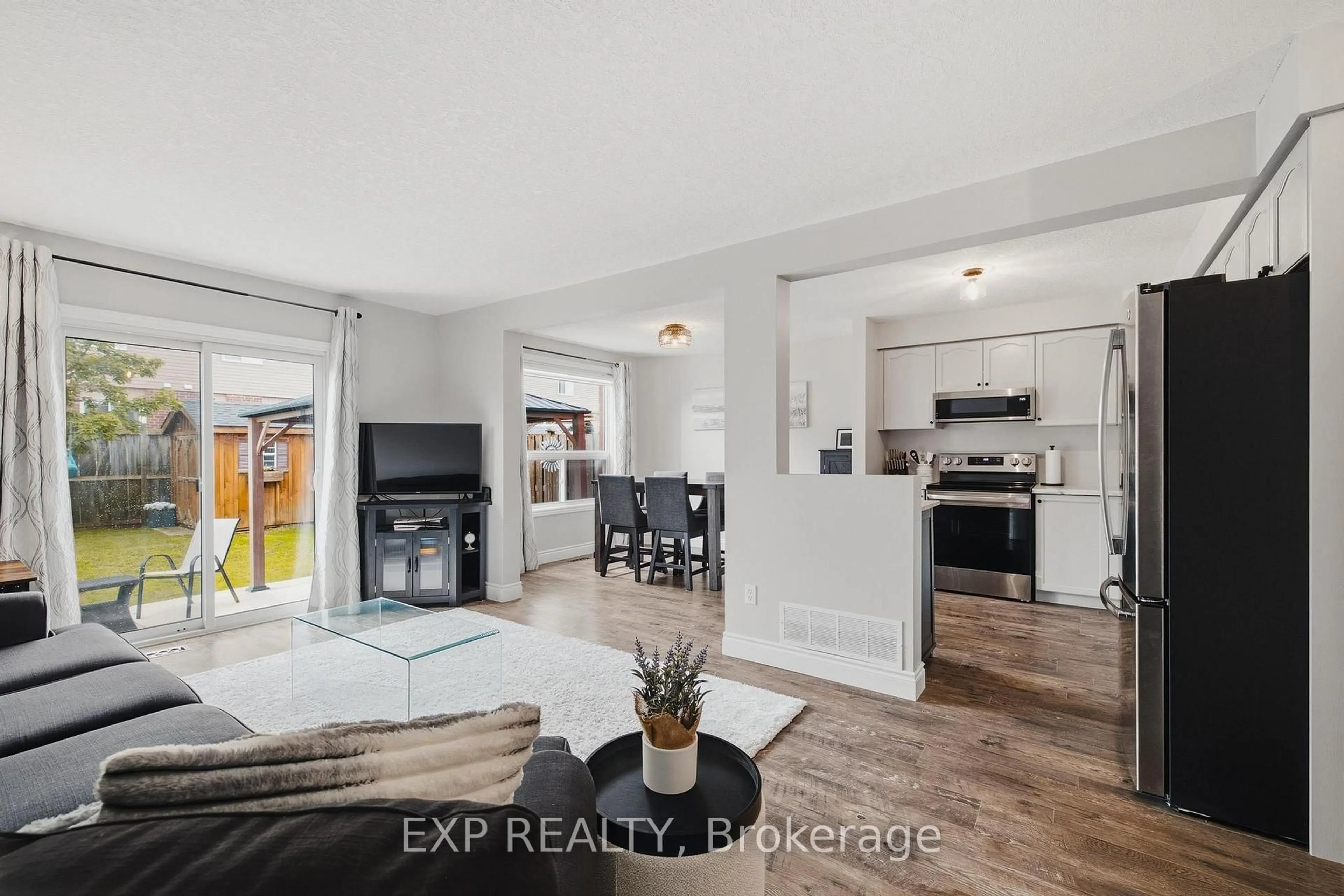 Open concept kitchen, unknown for 31 Parkside St, Mapleton Ontario N0G 1P0