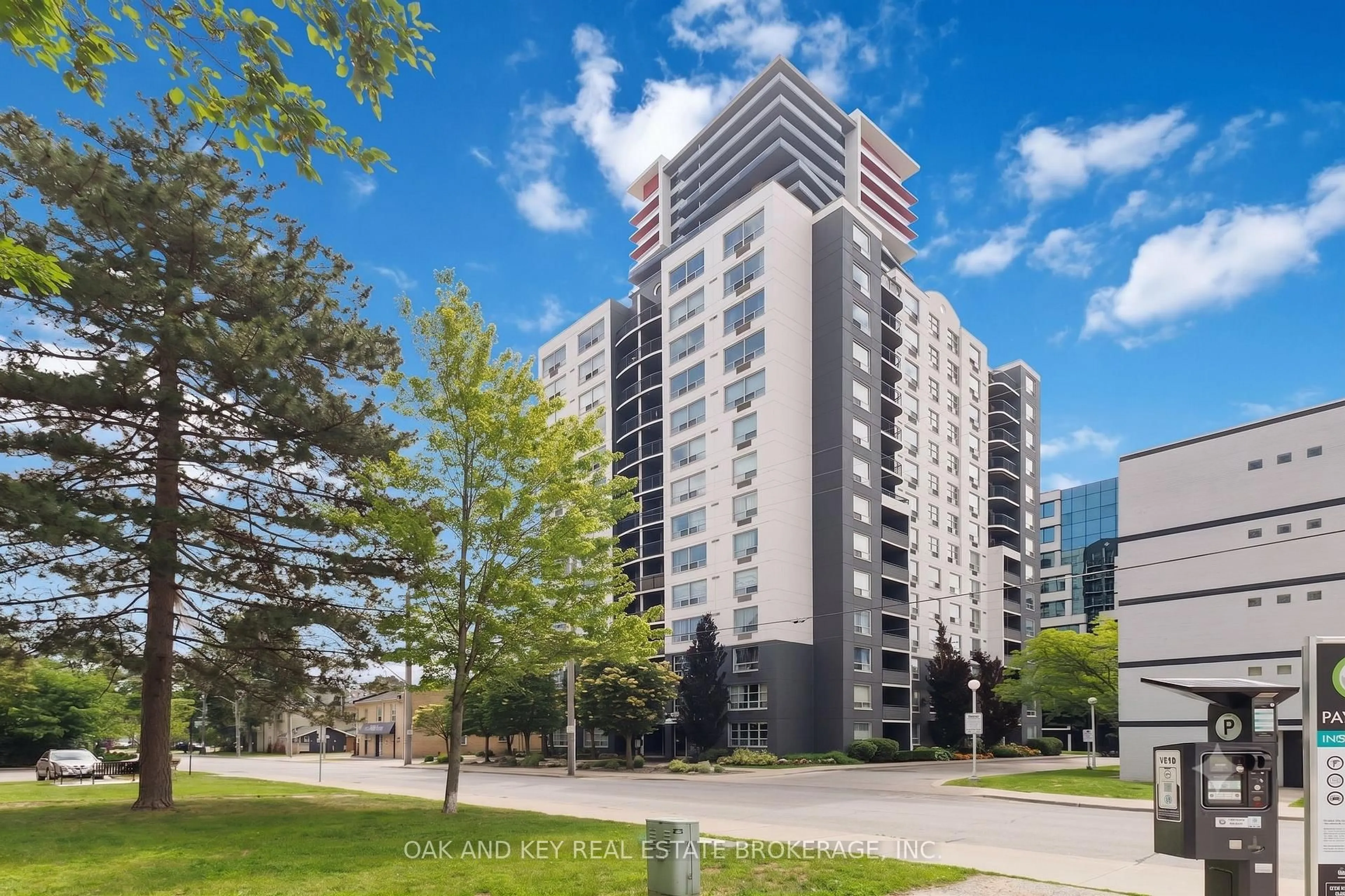 A pic from outside/outdoor area/front of a property/back of a property/a pic from drone, building for 155 KENT St #804, London East Ontario N6A 5N7