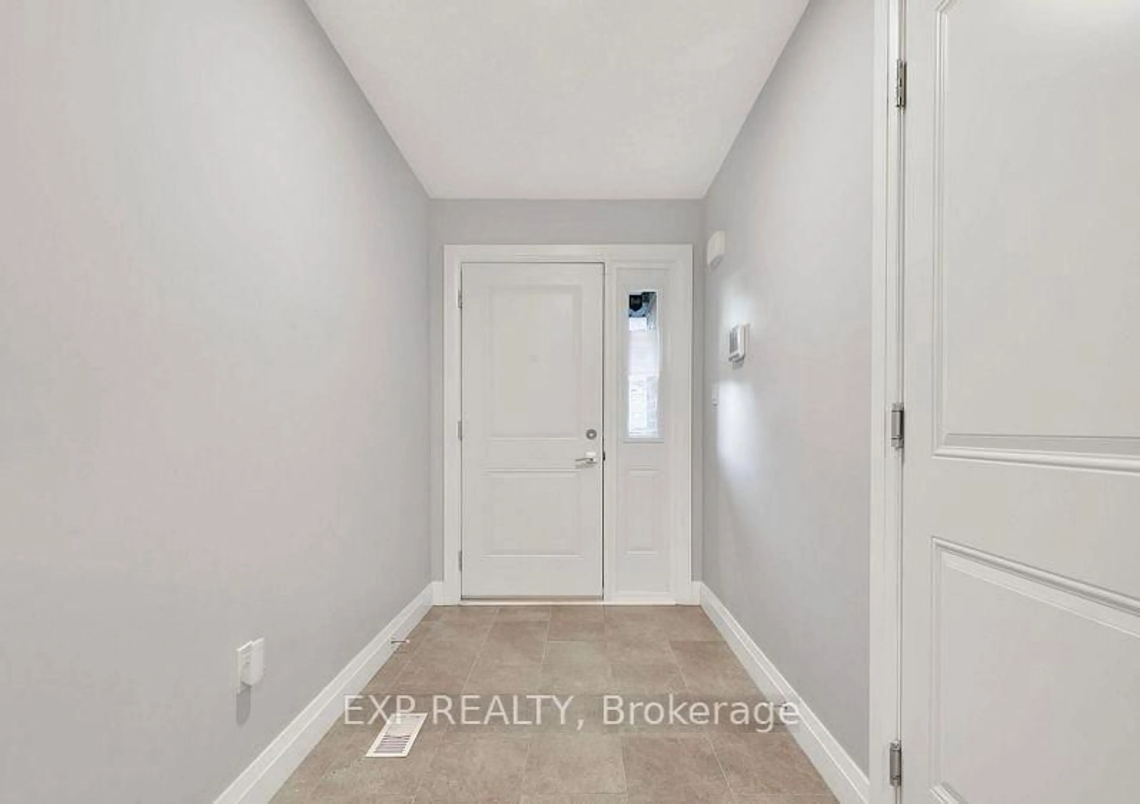 Indoor entryway for 61 Vienna Rd #14, Tillsonburg Ontario N4G 0J6