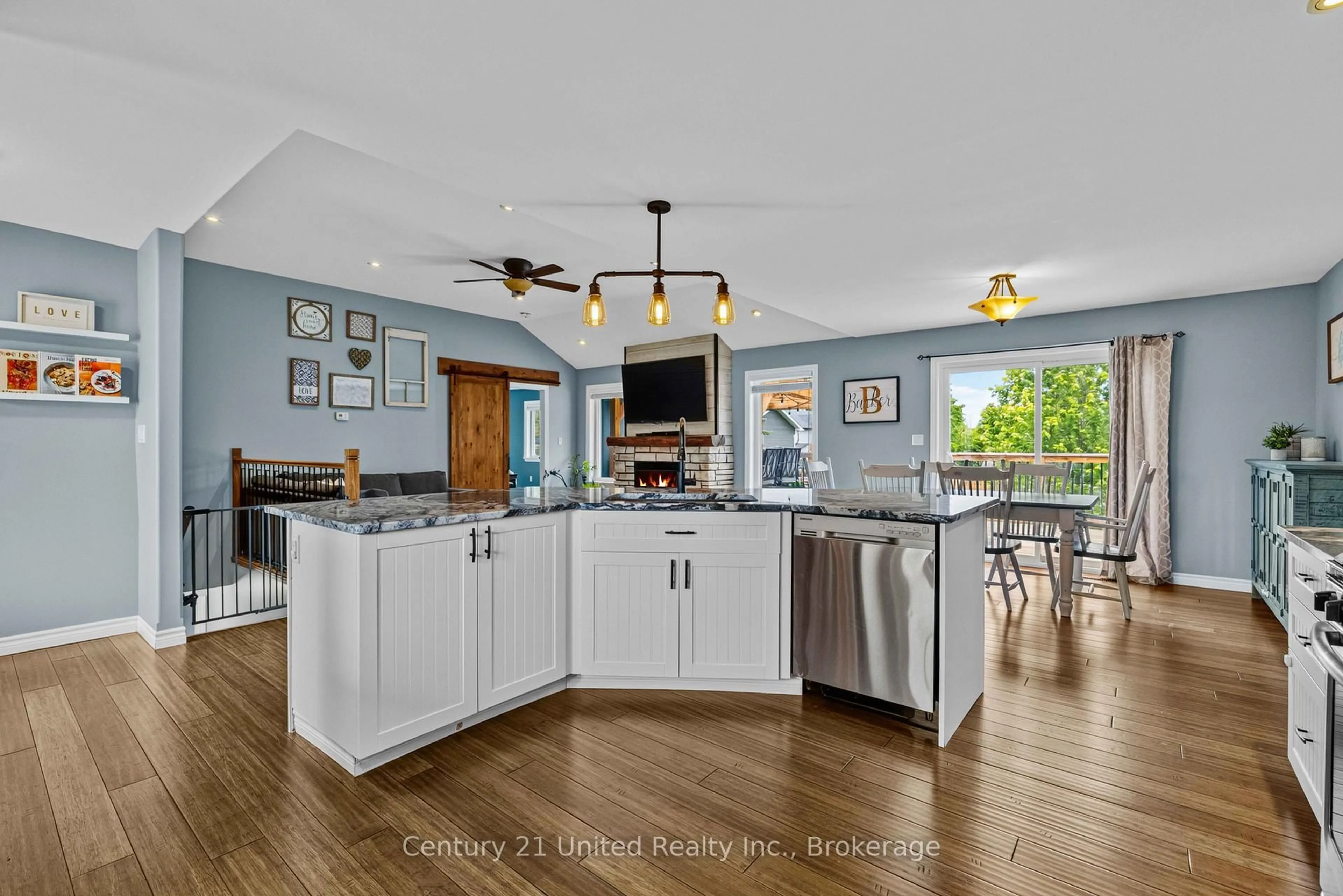 Open concept kitchen, ceramic/tile floor for 929 Mount Pleasant Rd, Cavan Monaghan Ontario L0A 1C0