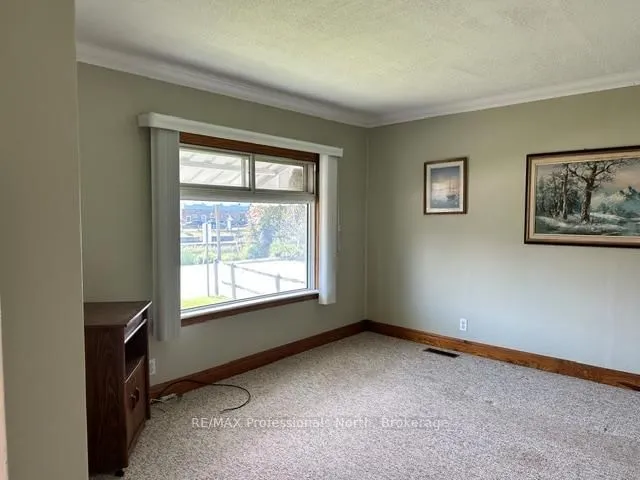 7 Invergordon Ave, Minden Hills 3