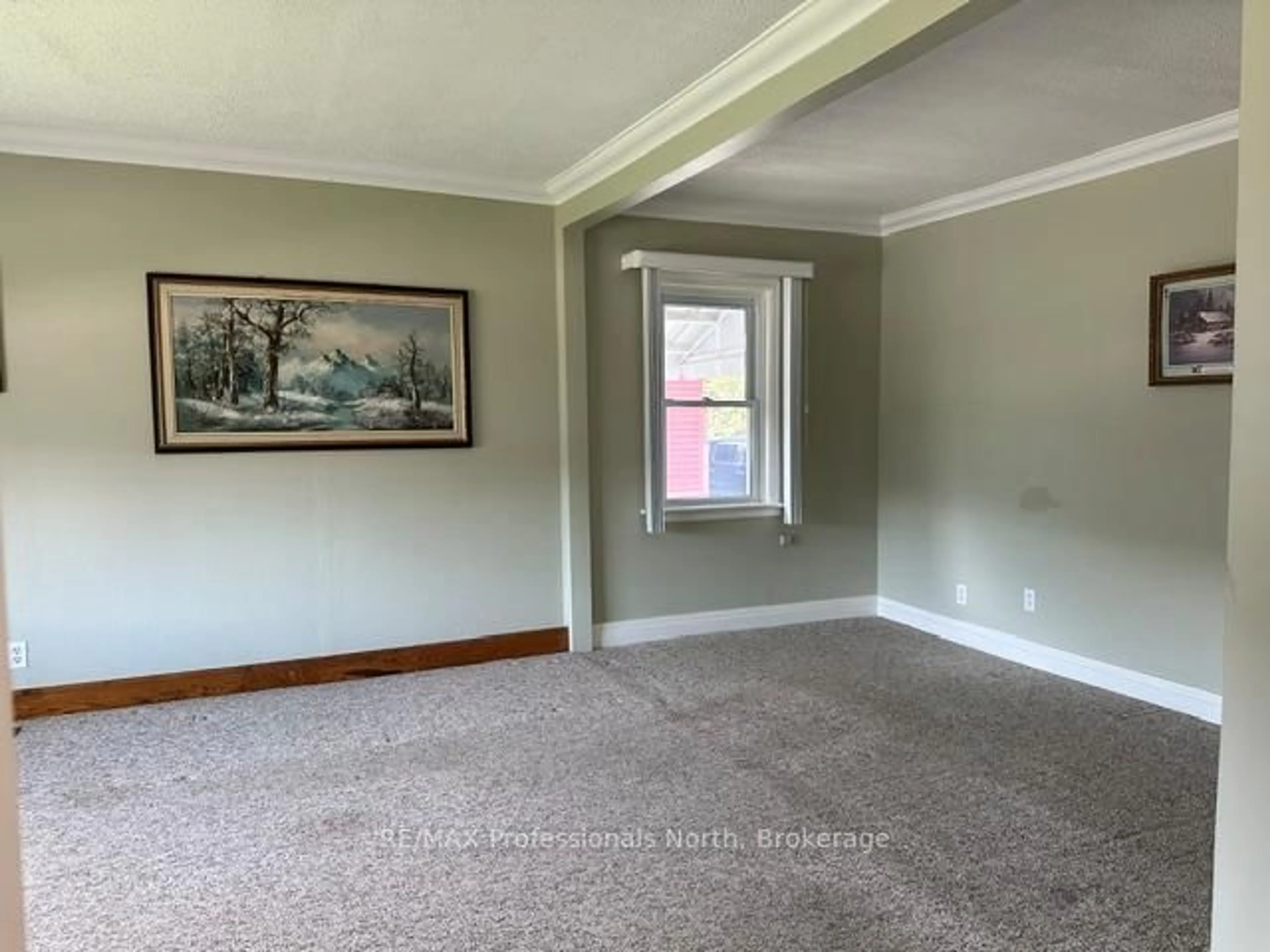 A pic of a room for 7 Invergordon Ave, Minden Hills Ontario K0M 2K0