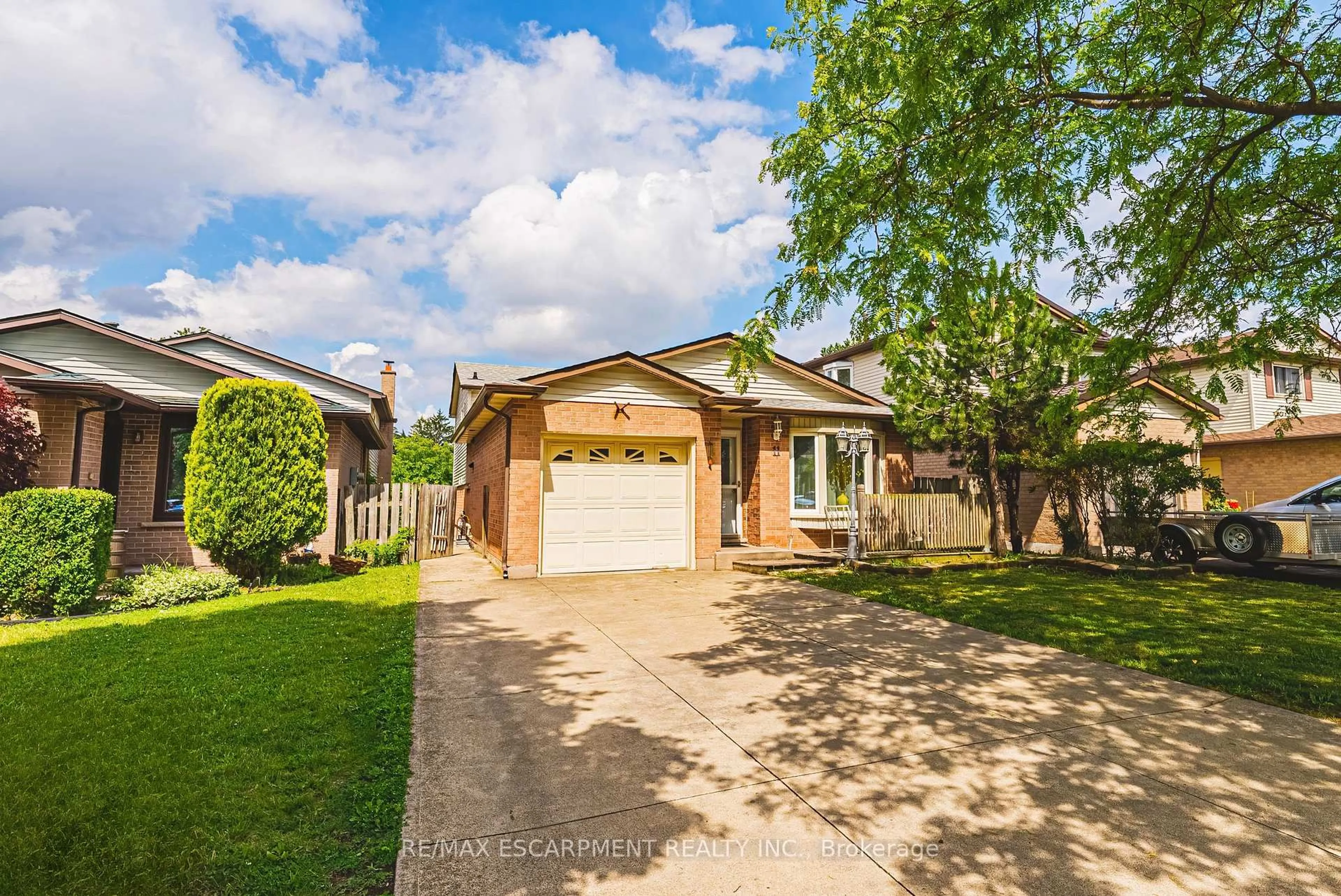 Home with brick exterior material, street for 11 Drakes Dr, Hamilton Ontario L8E 4G4