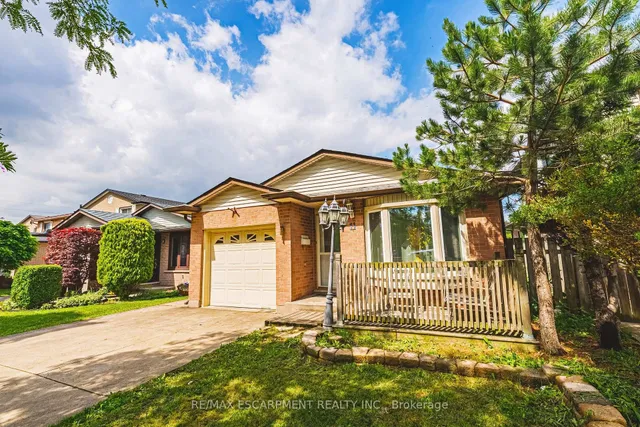 11 Drakes Dr, Hamilton 4
