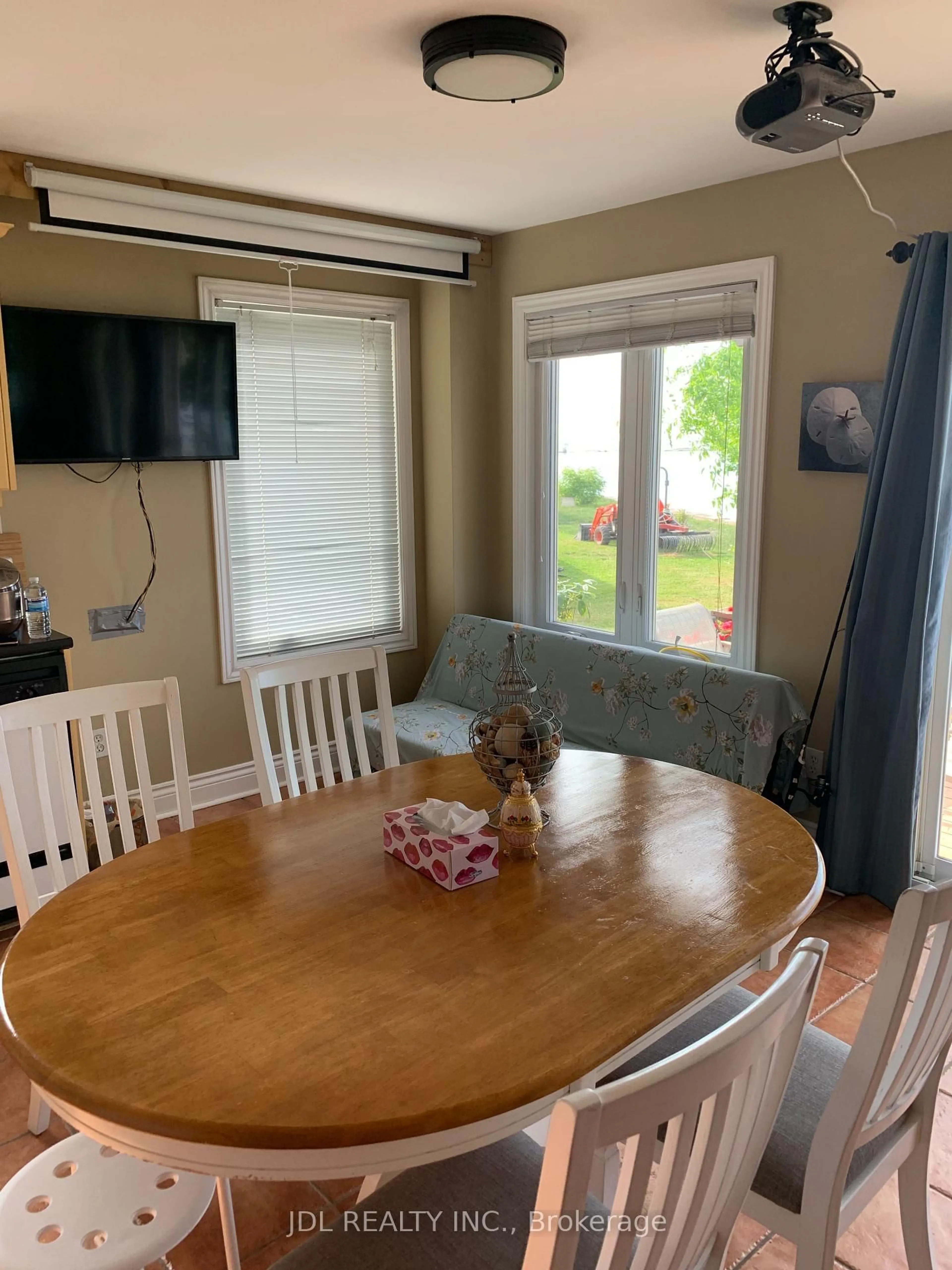 Dining room, unknown for 3188 Lakeshore Rd, Haldimand Ontario N1A 2W8
