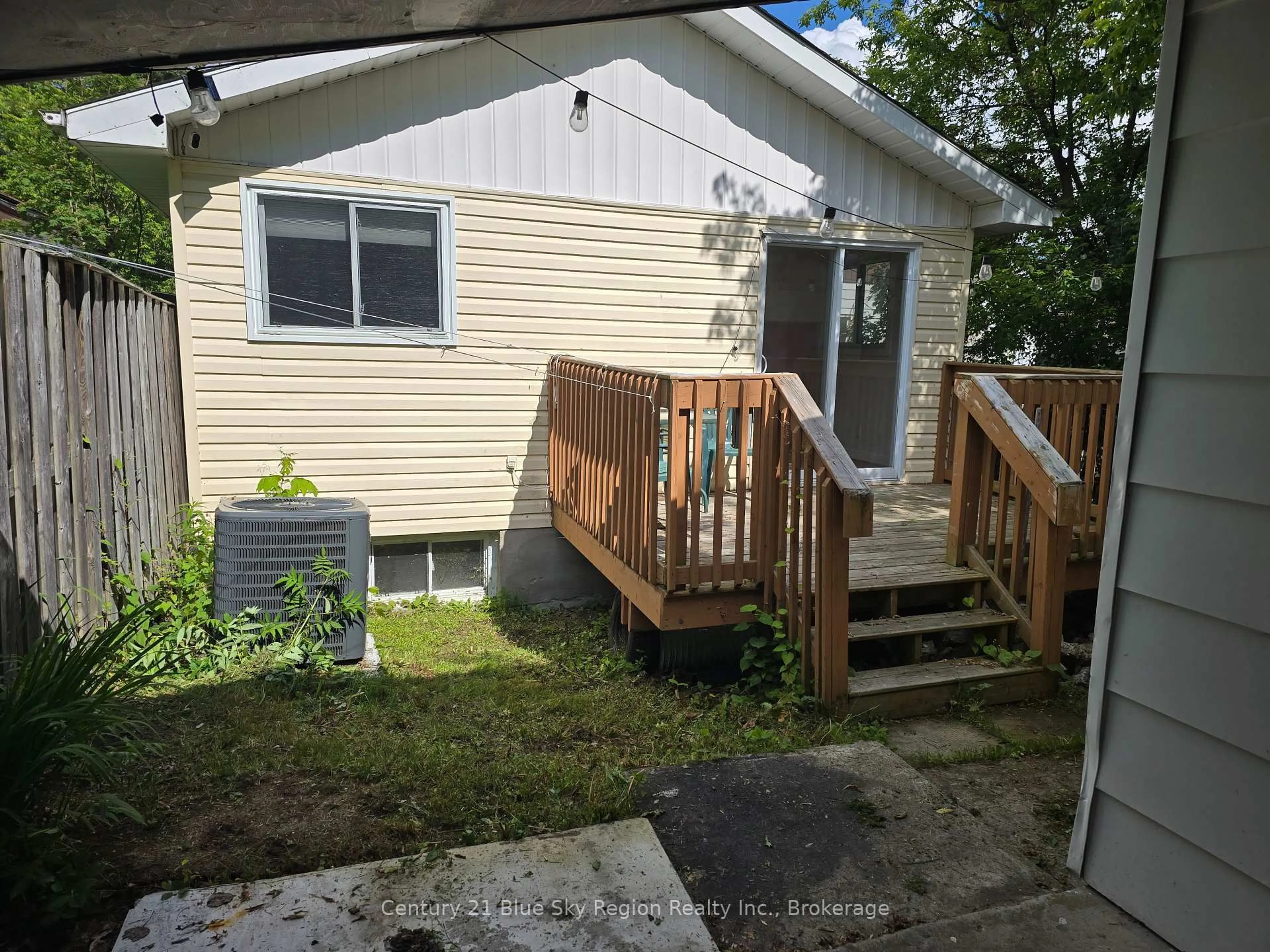 Unknown for 367 Princess St, North Bay Ontario P1B 6C7