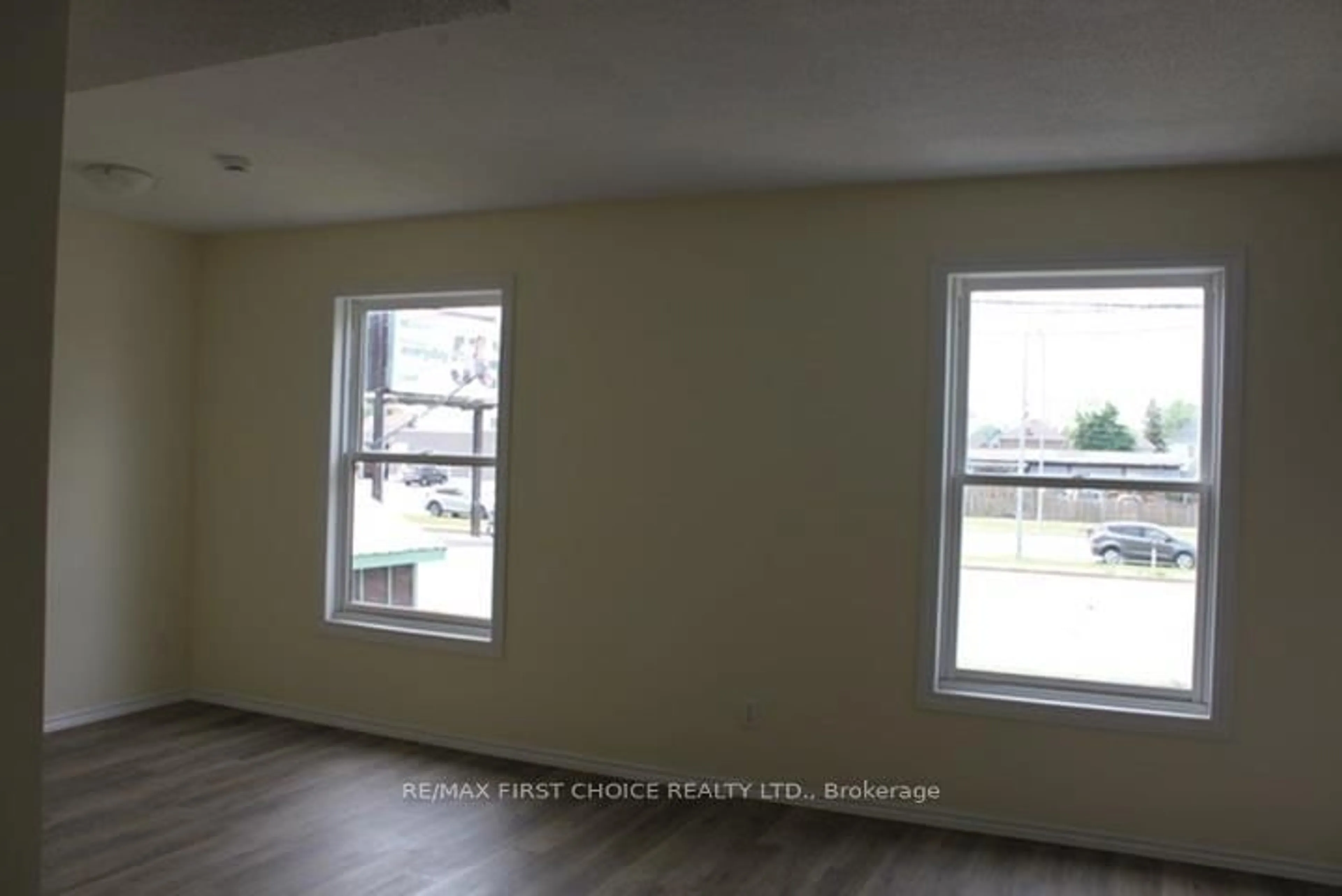 A pic of a room for 129 McKellar St, Thunder Bay Ontario P7C 3Y9