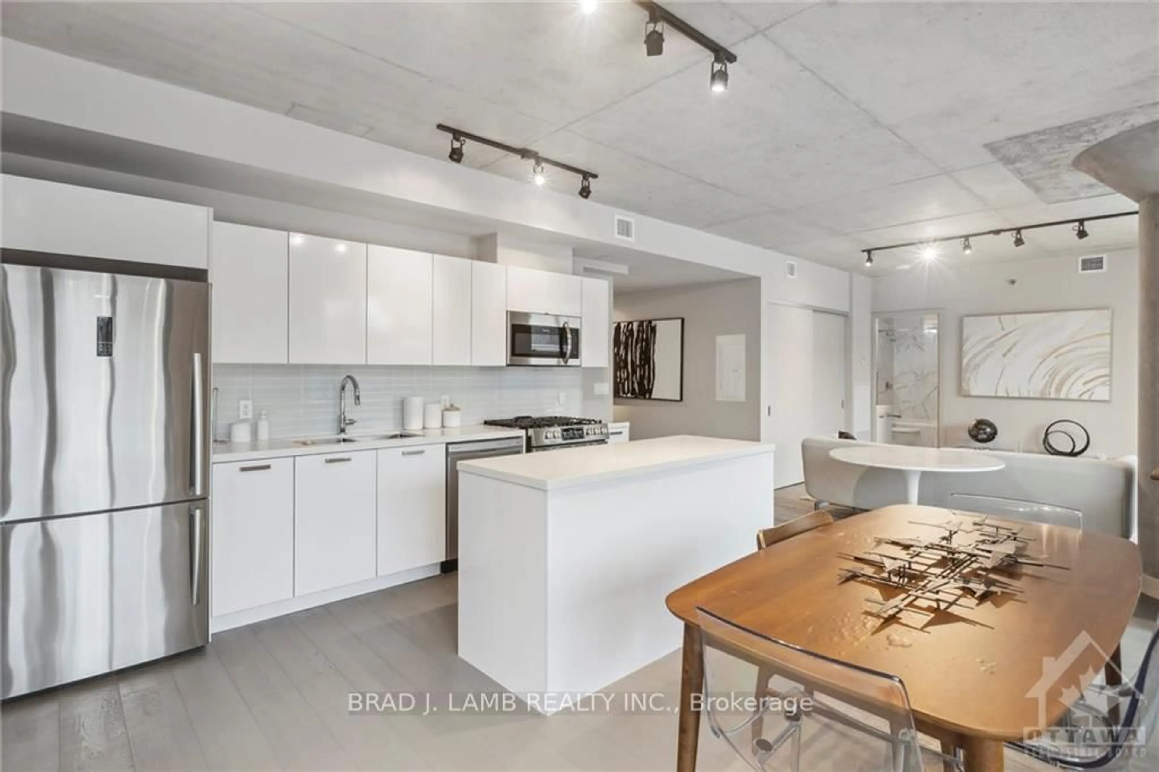 Open concept kitchen, unknown for 203 CATHERINE St #214, Ottawa Ontario K2P 1C3