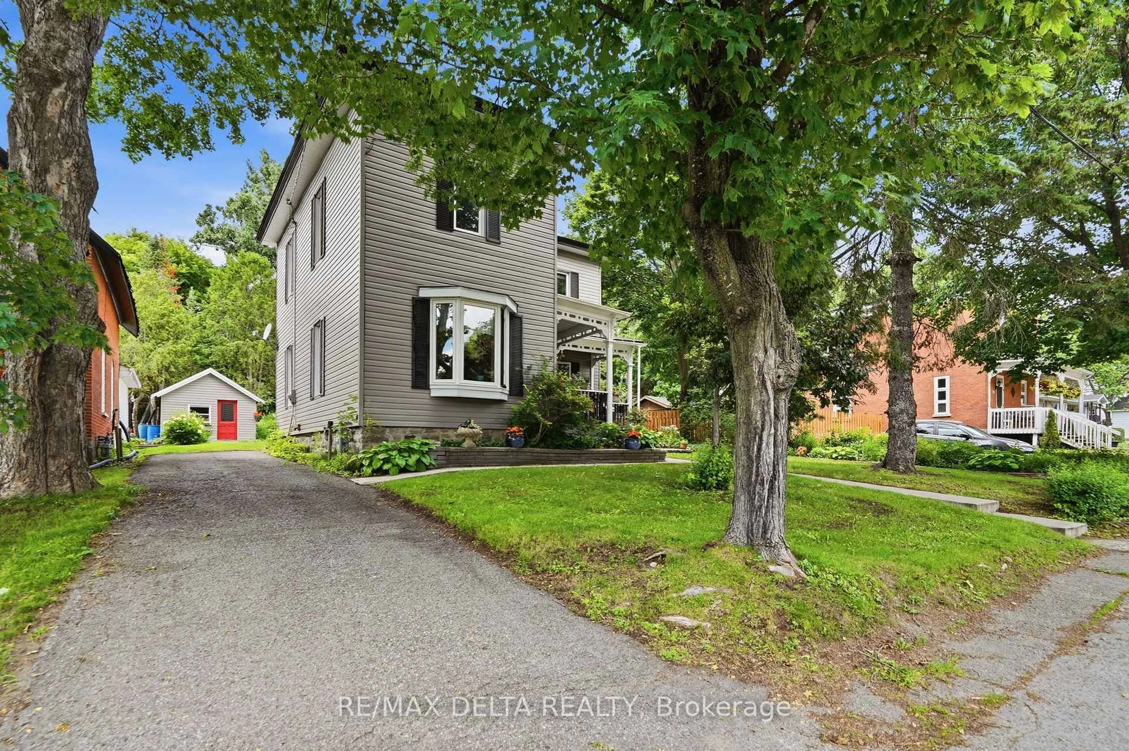 A pic from outside/outdoor area/front of a property/back of a property/a pic from drone, street for 28 Jay St, Champlain Ontario K0B 1R0