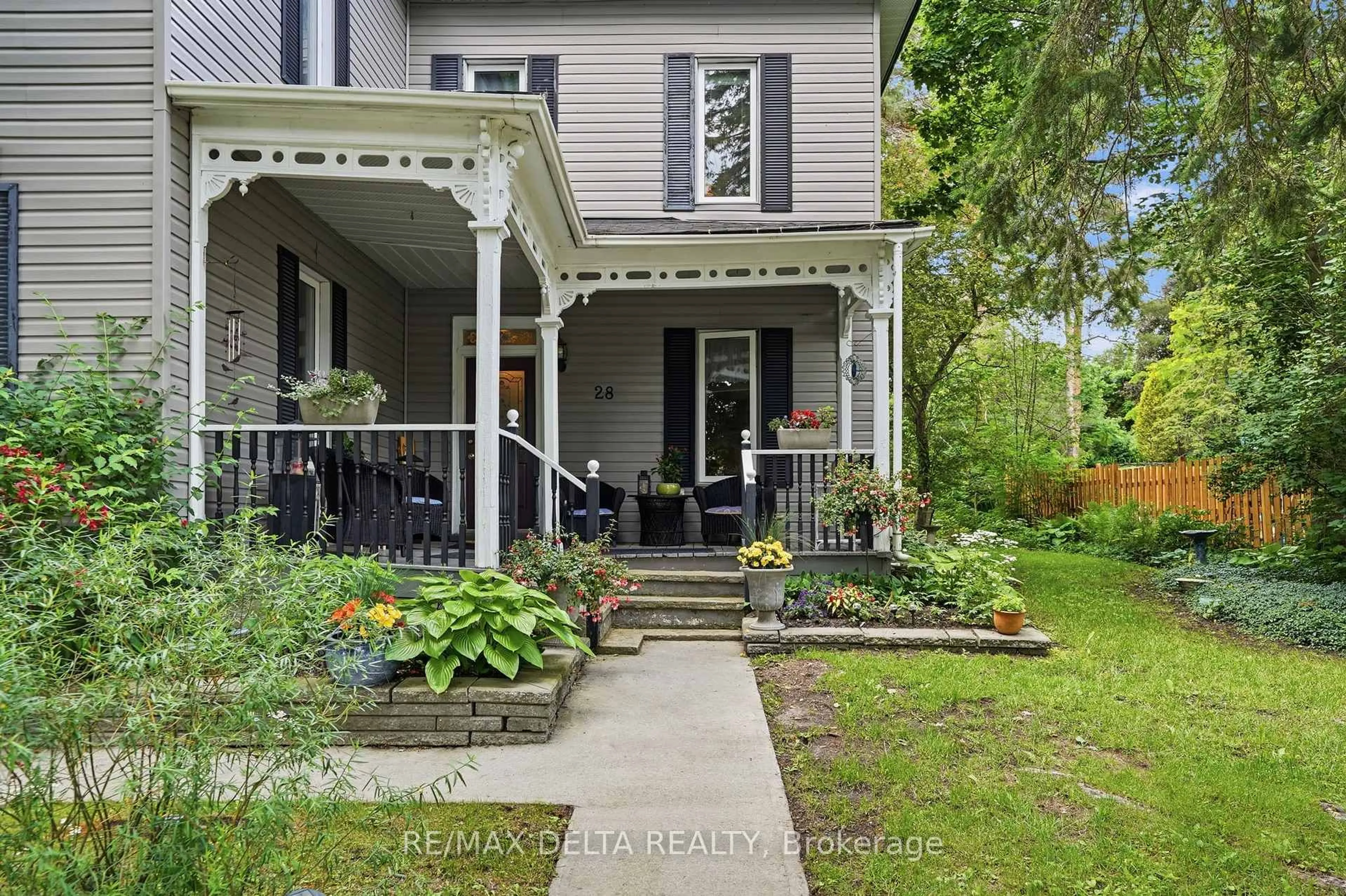 Patio, street for 28 Jay St, Champlain Ontario K0B 1R0