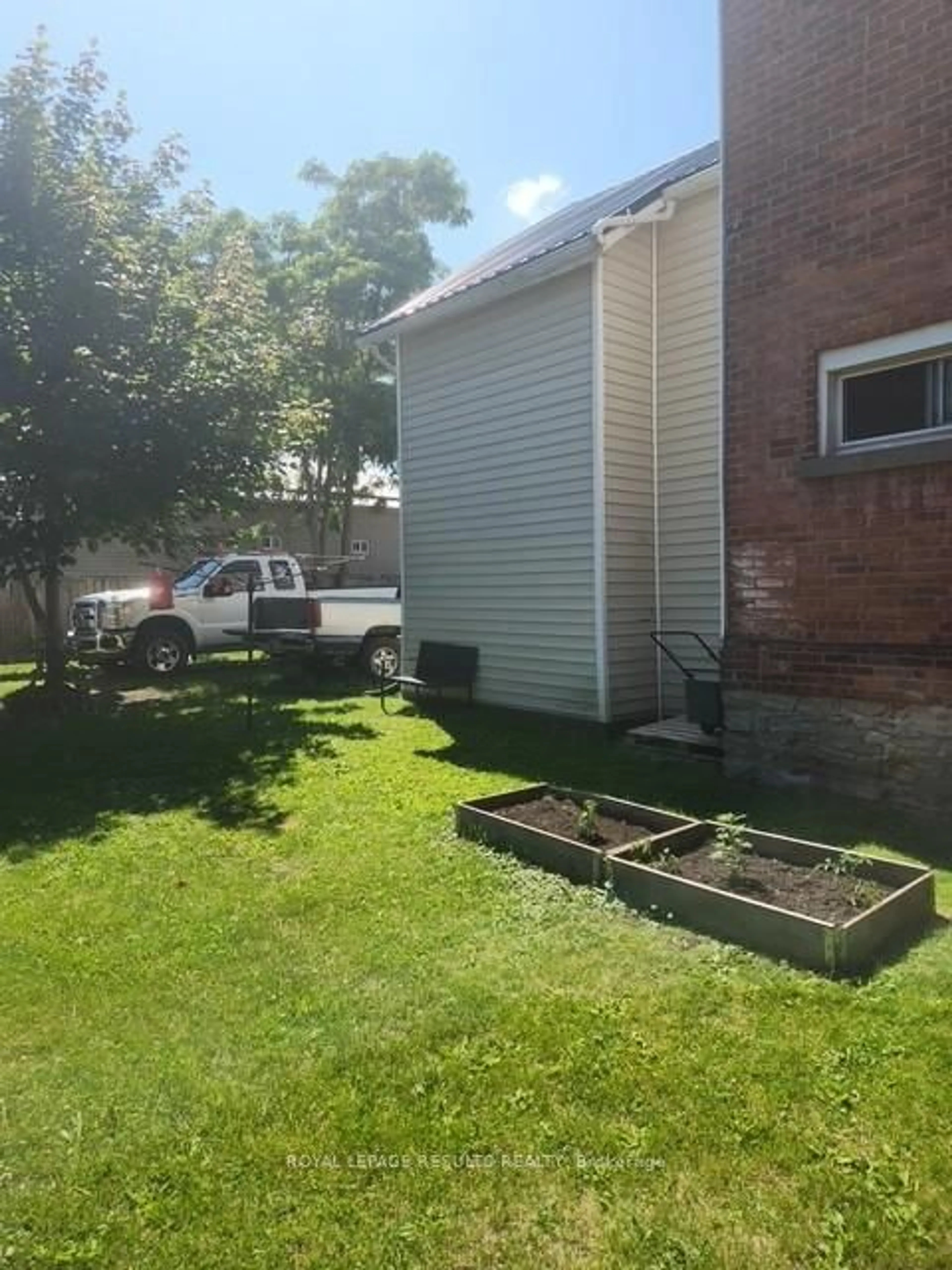 Unknown for 89 Sydenham St #87-89, Aylmer Ontario N5H 1L4