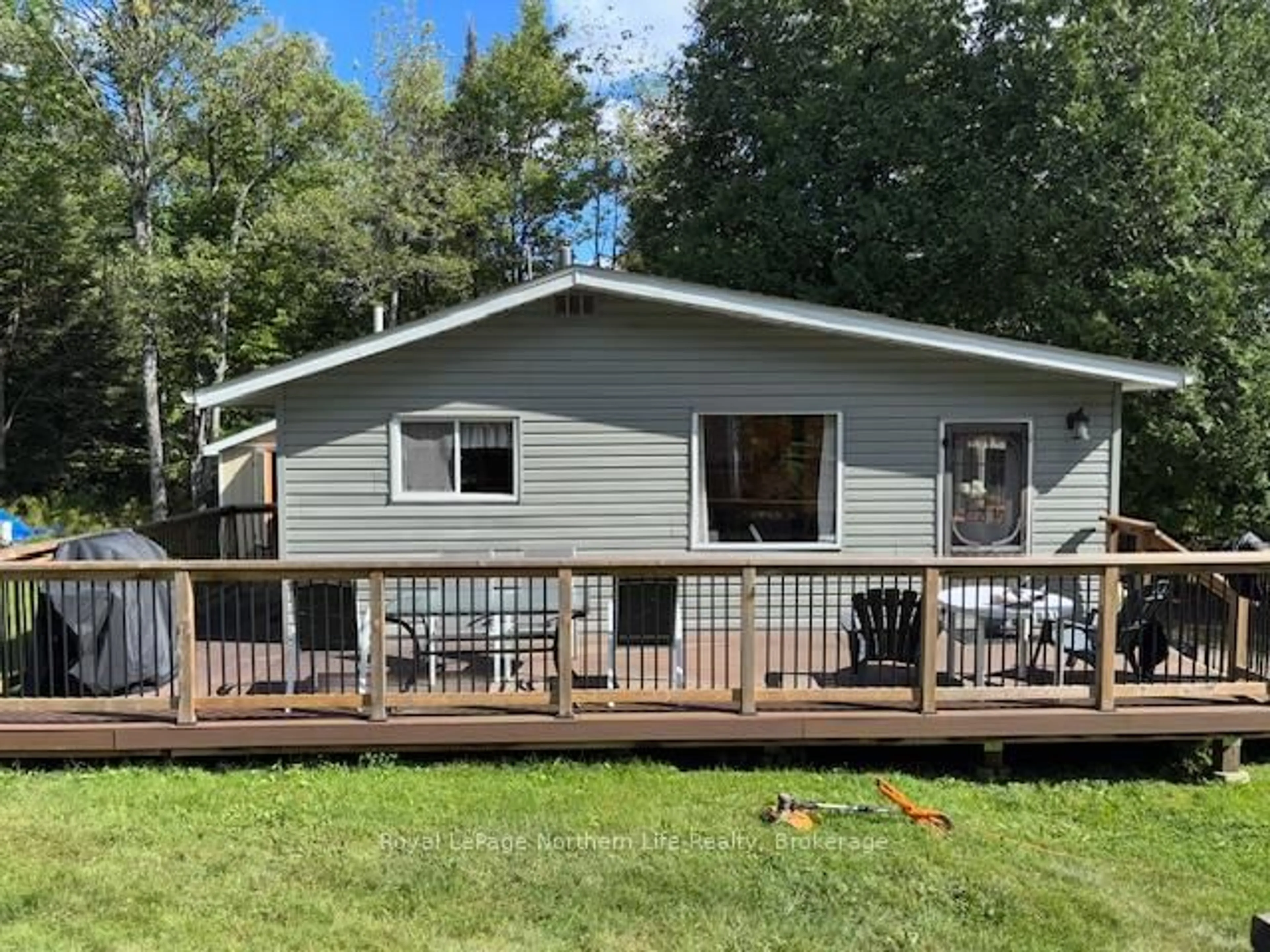 Home with vinyl exterior material, water/lake/river/ocean view for 844 Hemlock Island, East Ferris Ontario P0H 1K0