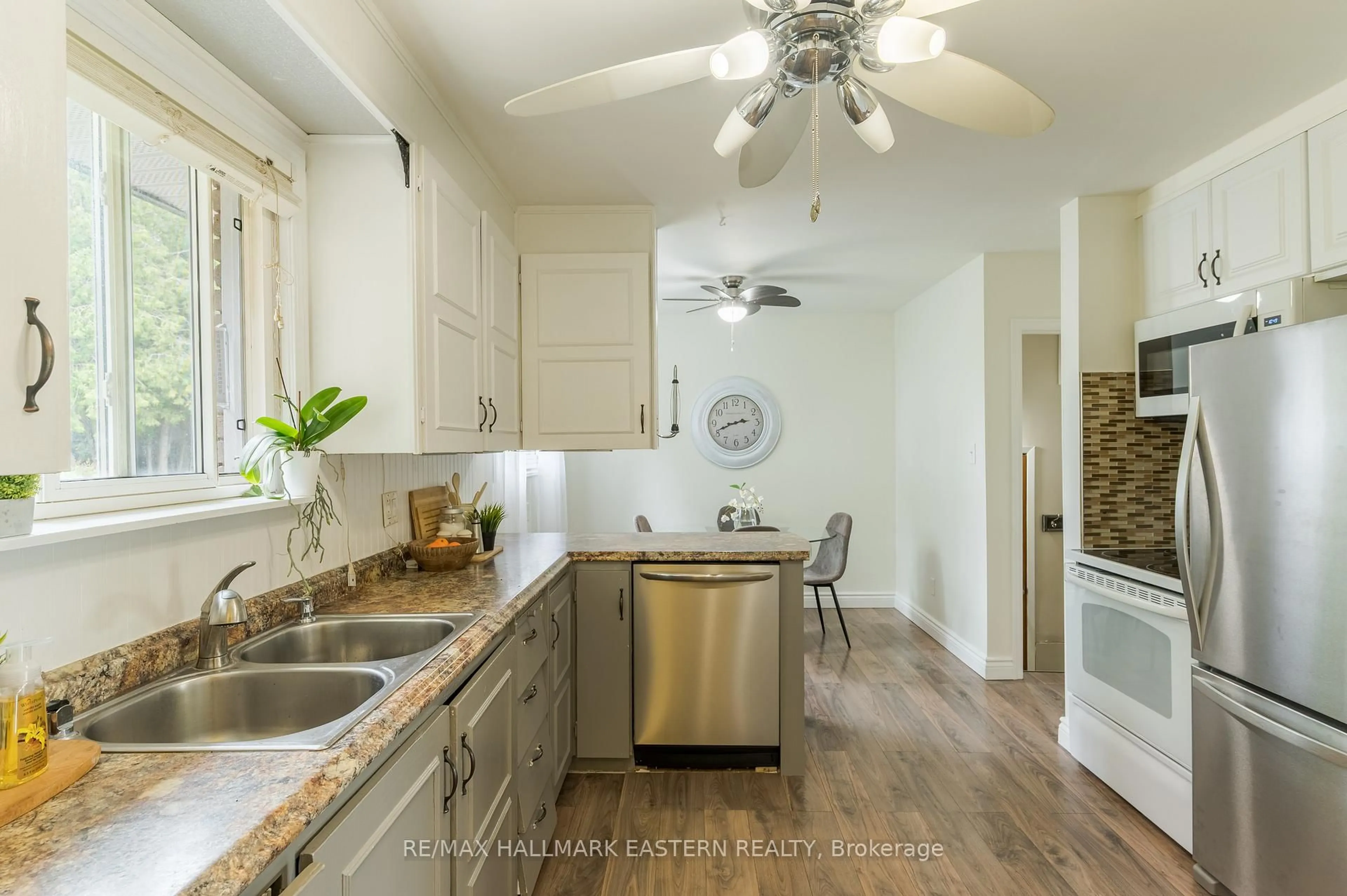Open concept kitchen, ceramic/tile floor for 785 Highway 35, Kawartha Lakes Ontario L0A 1K0