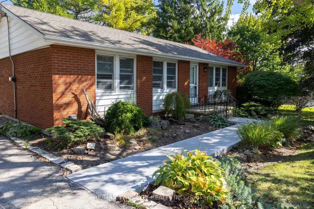 156 MUTUAL St, Ingersoll 2
