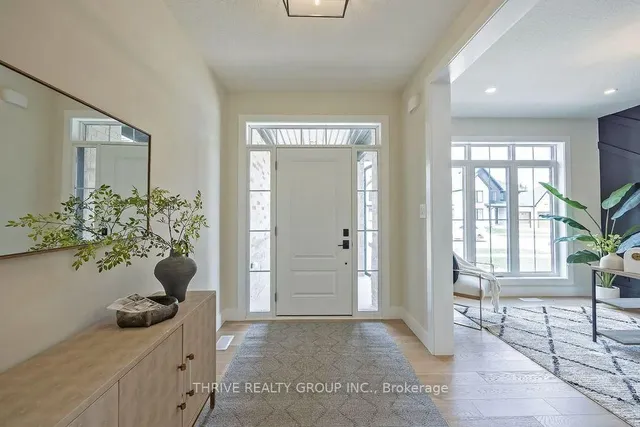 878 Lunar Dr, London North 3