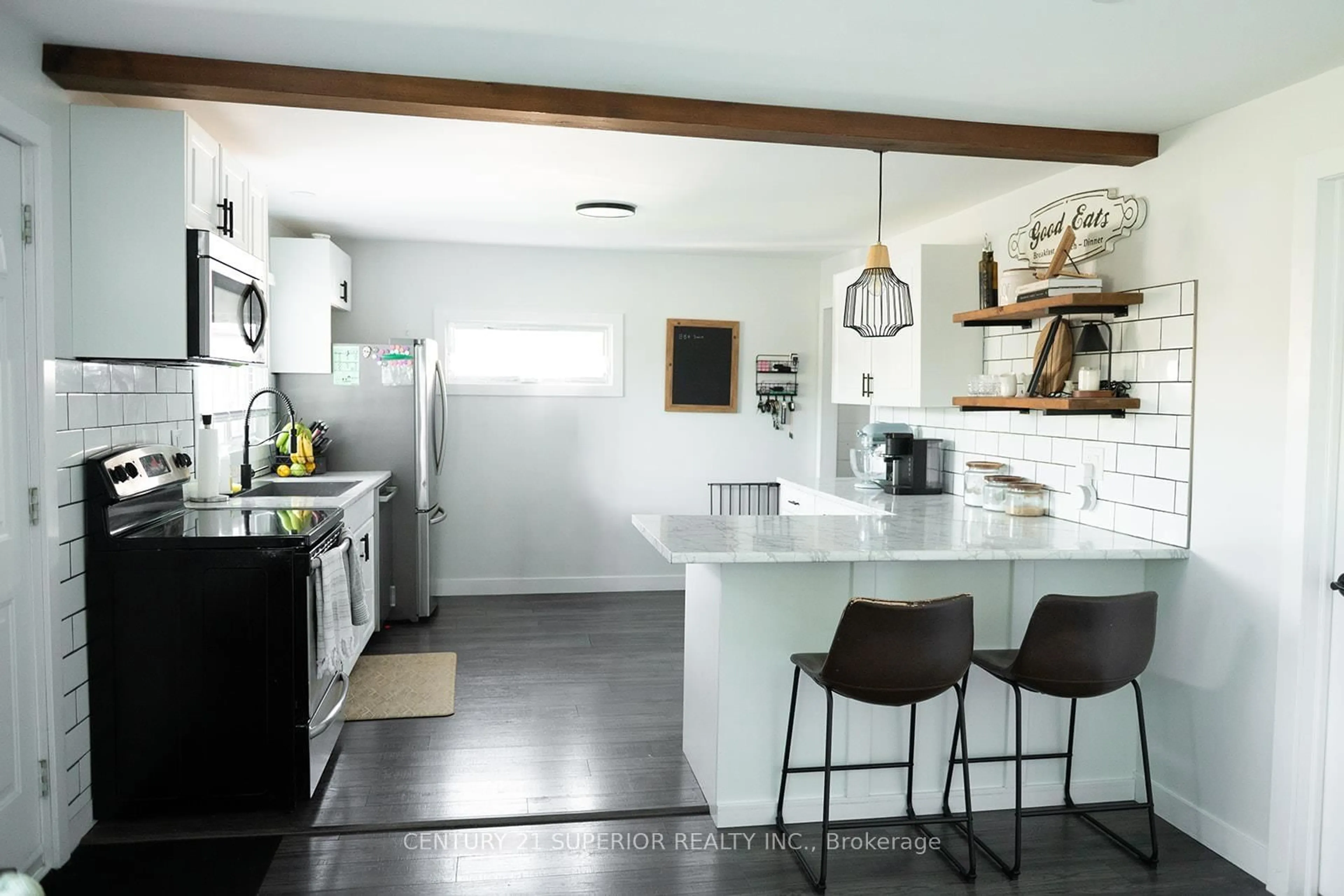 Open concept kitchen, ceramic/tile floor for 417 Hester Street, Thunder Bay Ontario P7B 2L1