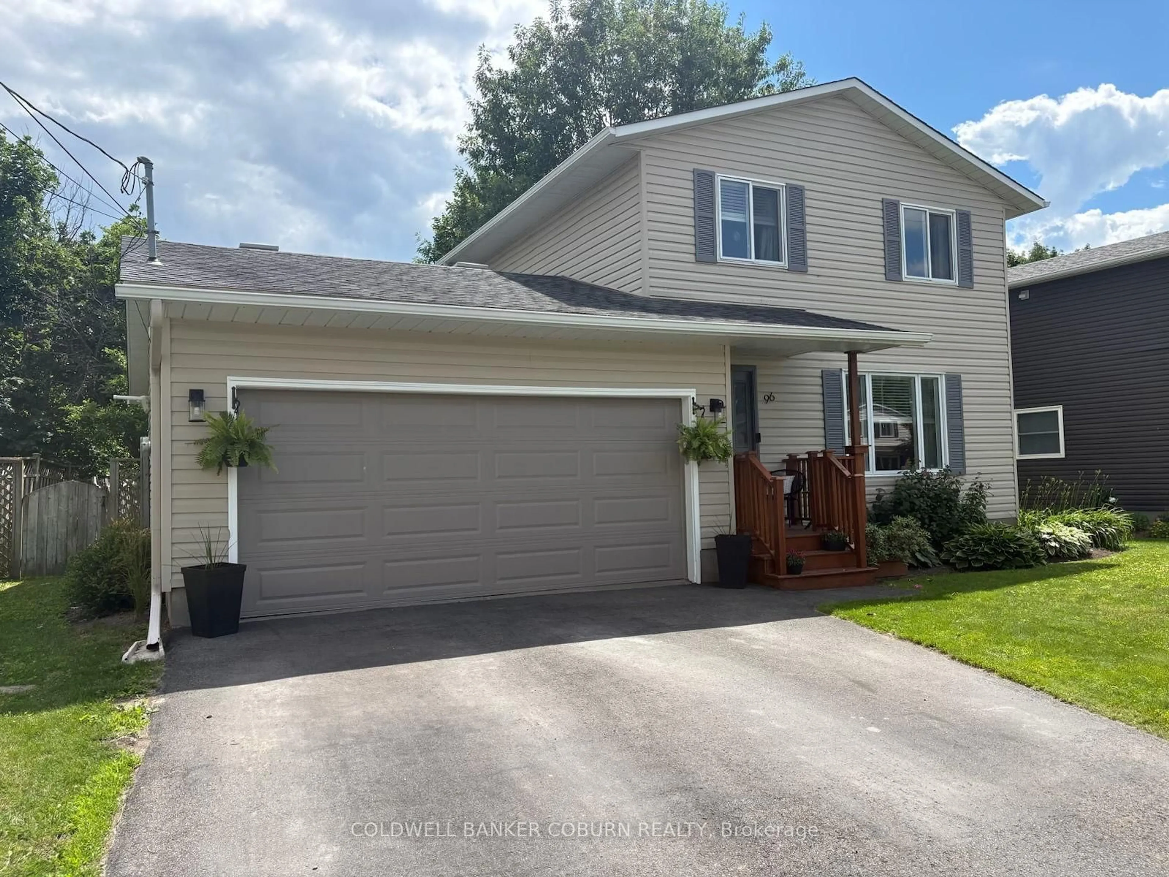 Home with vinyl exterior material, street for 96 Mississippi Rd, Carleton Place Ontario K7C 4E4