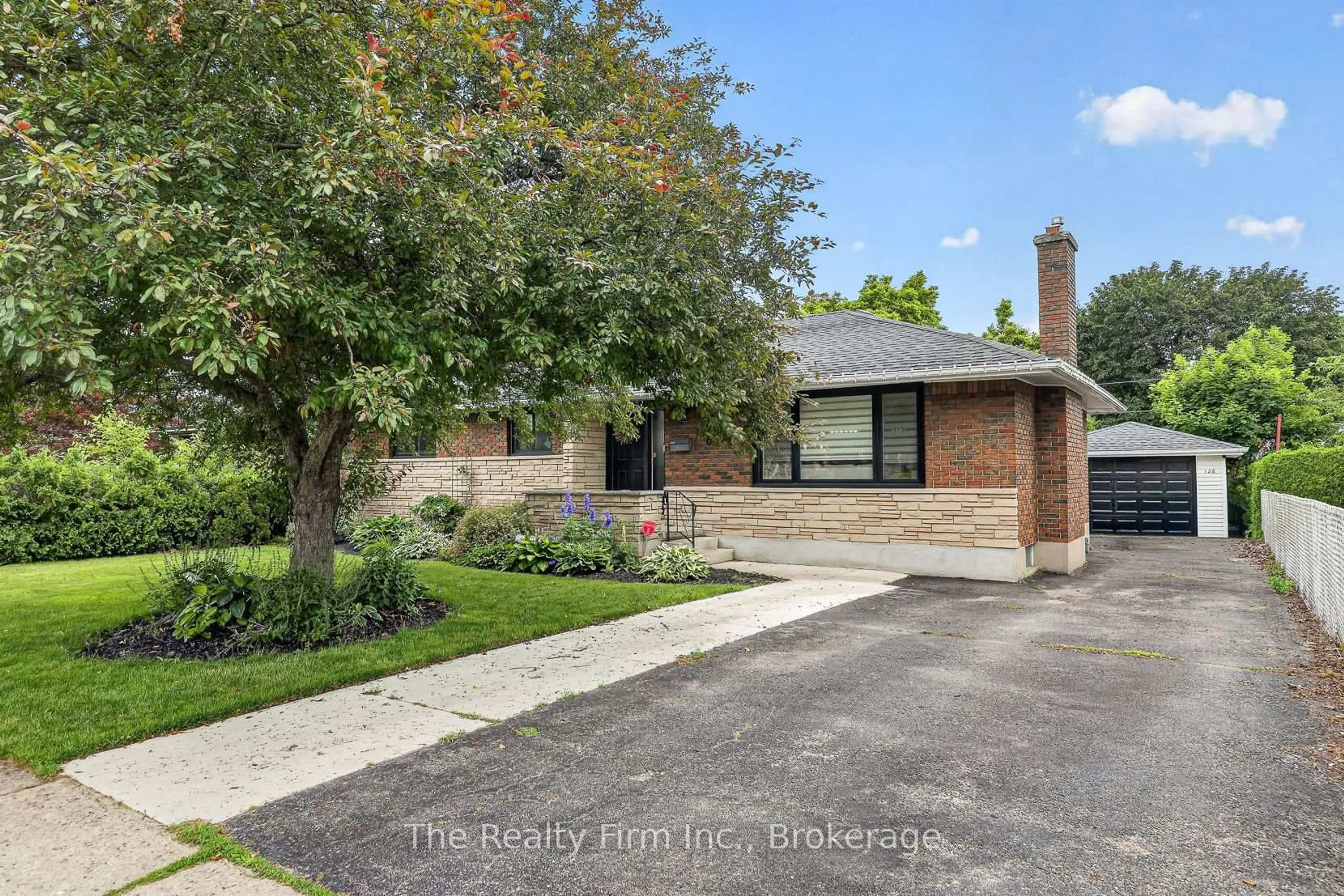Home with brick exterior material, street for 126 Springbank Ave, Woodstock Ontario N4S 7P8