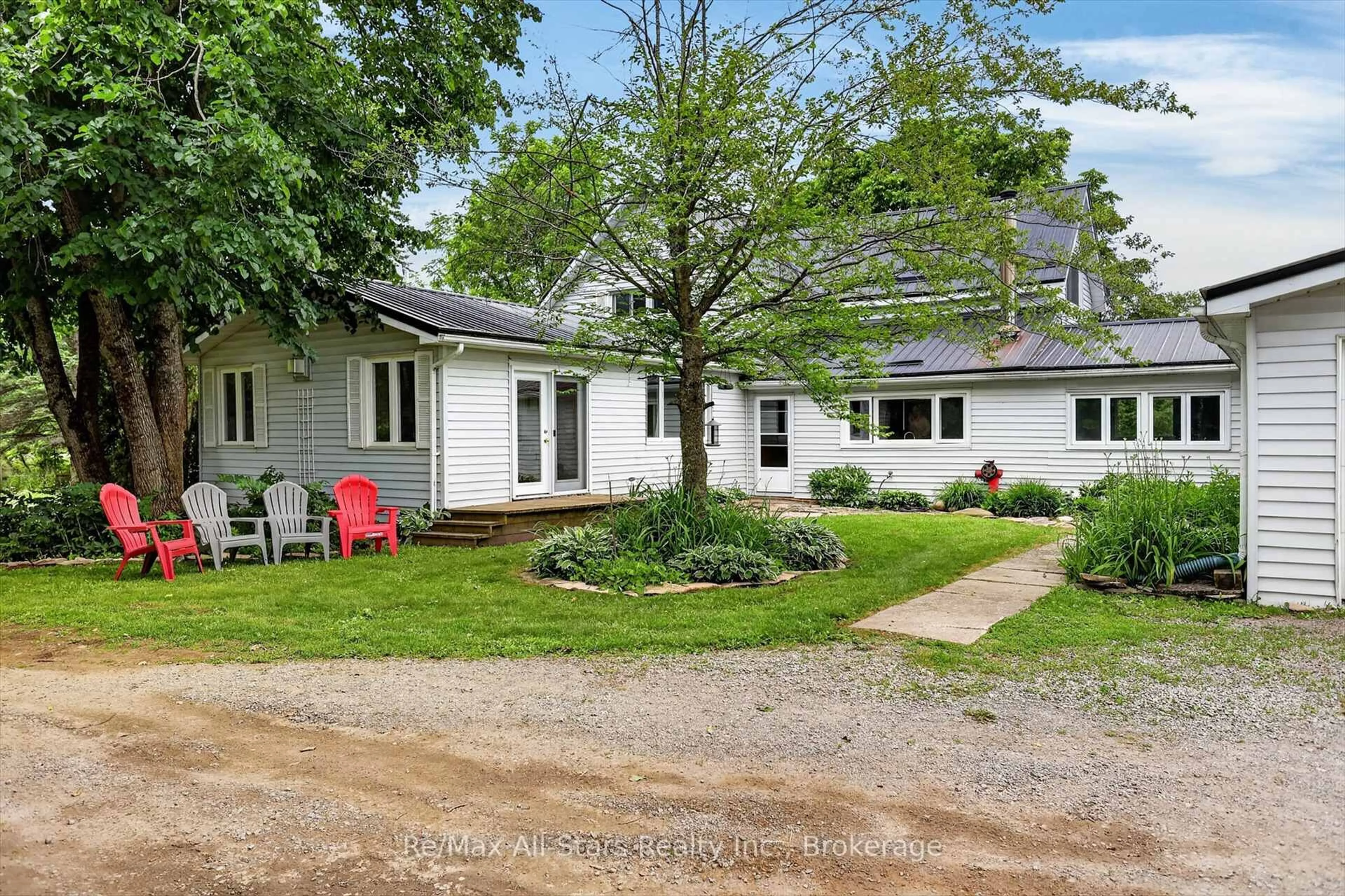 A pic from outside/outdoor area/front of a property/back of a property/a pic from drone, street for 4077 Monck Rd, Kawartha Lakes Ontario K0M 1K0