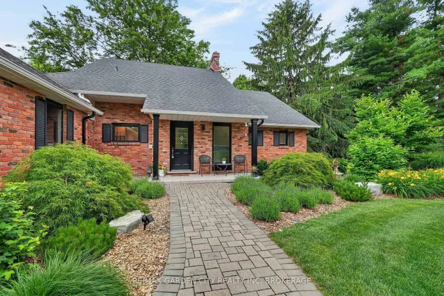 656 Memorial Dr, Pelham 5