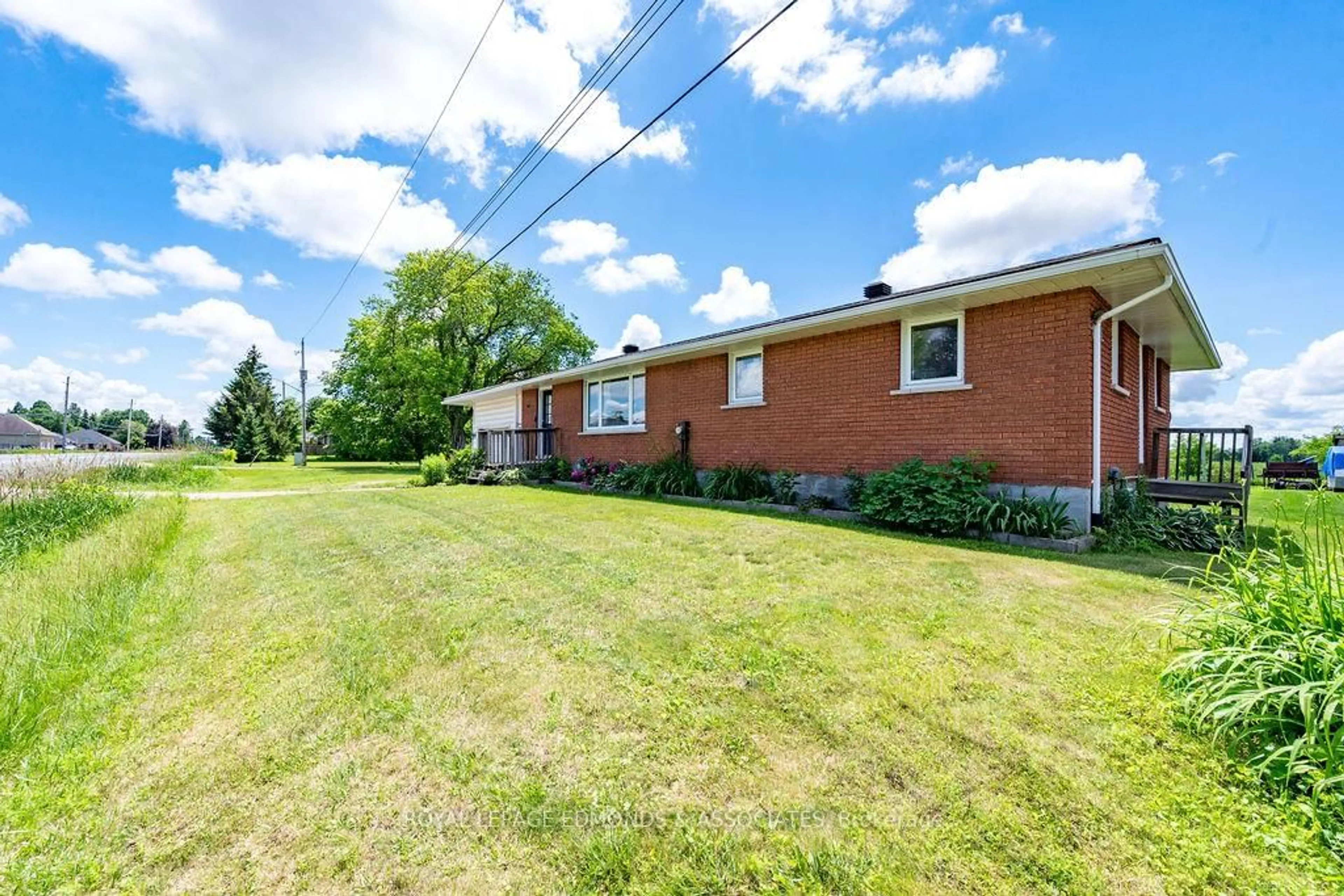 Patio, unknown for 140 Mud Lake Rd, Pembroke Ontario K8A 6W4