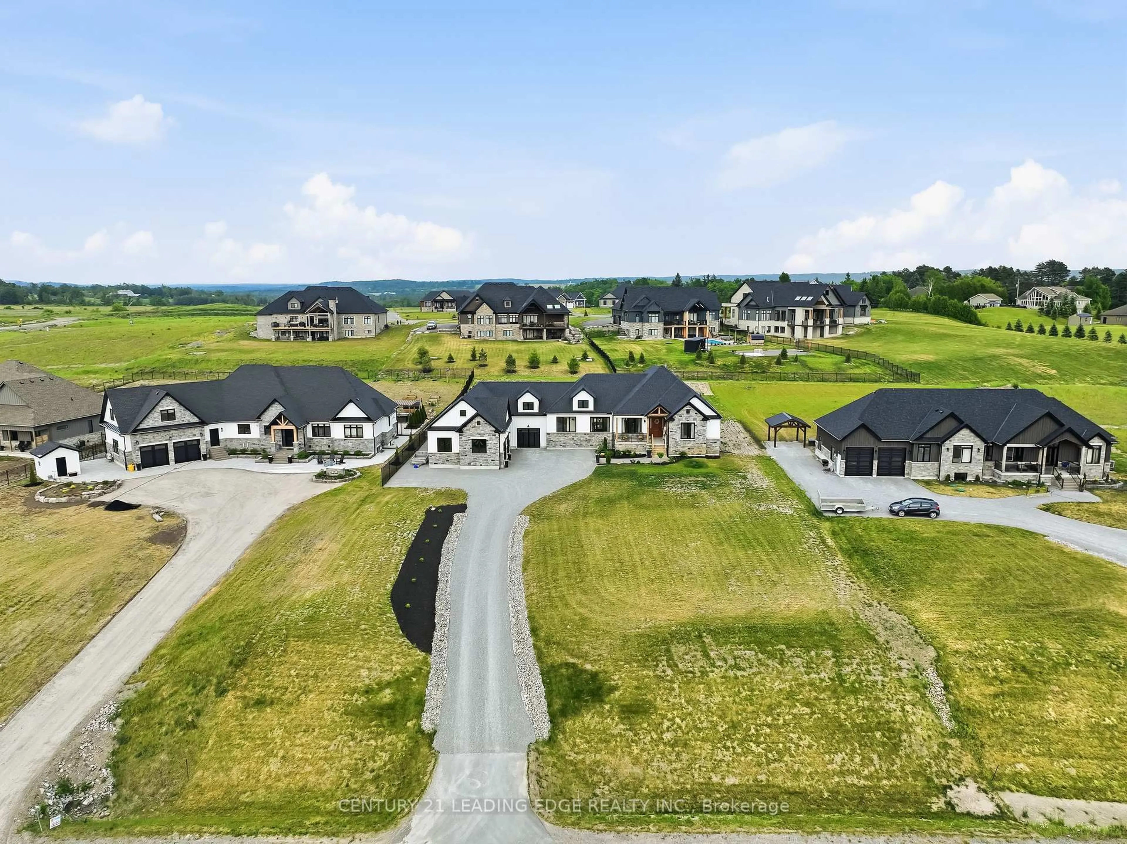 A pic from outside/outdoor area/front of a property/back of a property/a pic from drone, street for 12 Country Pl, Kawartha Lakes Ontario L0A 1A0